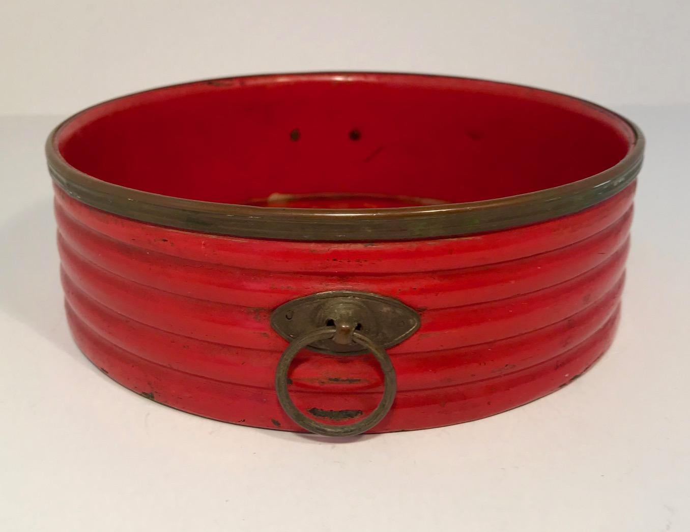 Hand-Crafted  English Regency Wine Coaster Cinnabar Red Lacquer, Early 19th c. For Sale