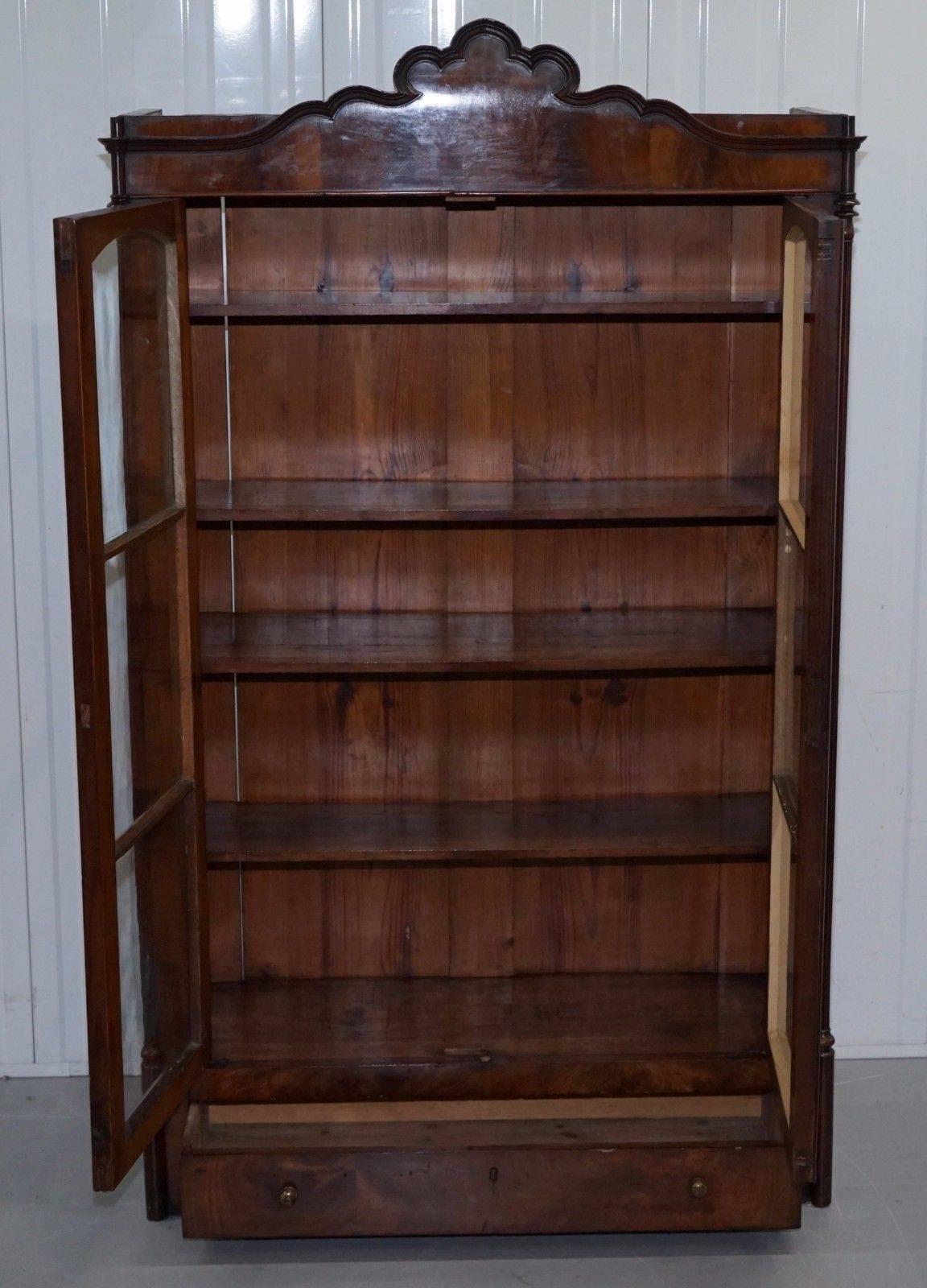 Regency circa 1815 Mahogany Arched Top Bookcase Display Cabinet 1