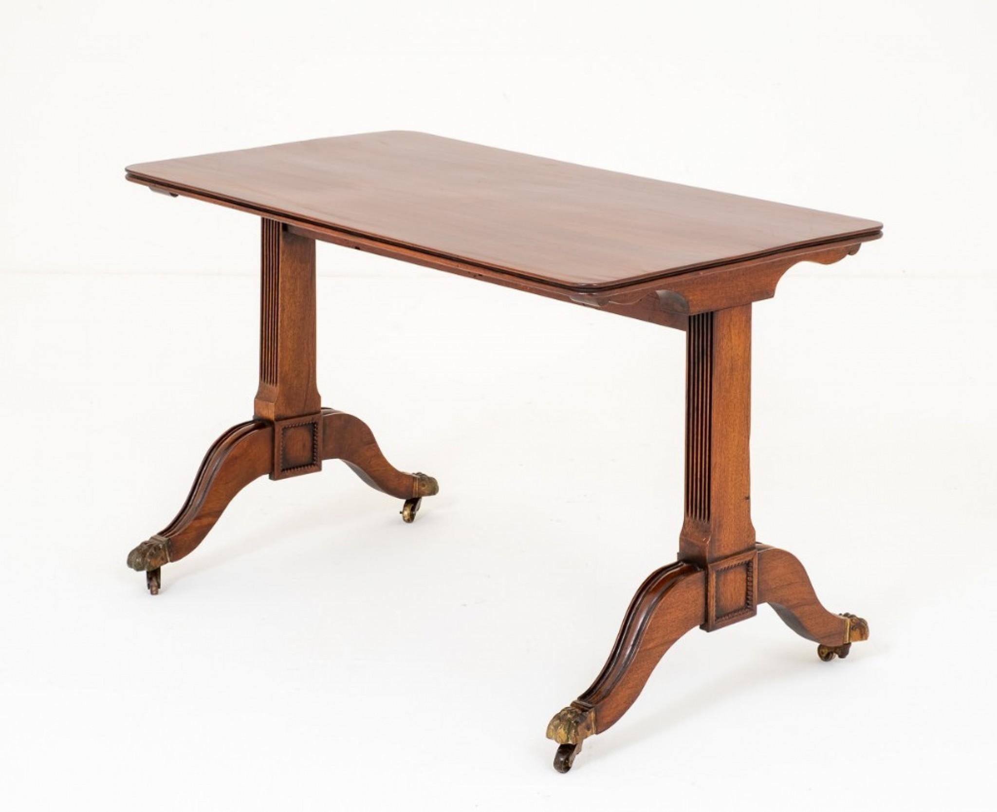 Table basse Regency Acajou ancien en vente 3