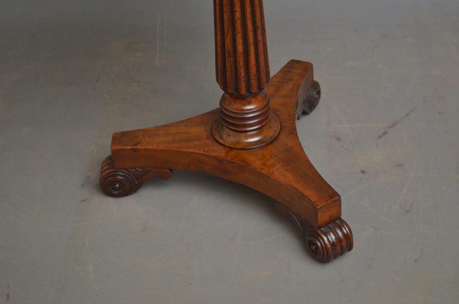 Early 19th Century Regency Coffee Table in Mahogany