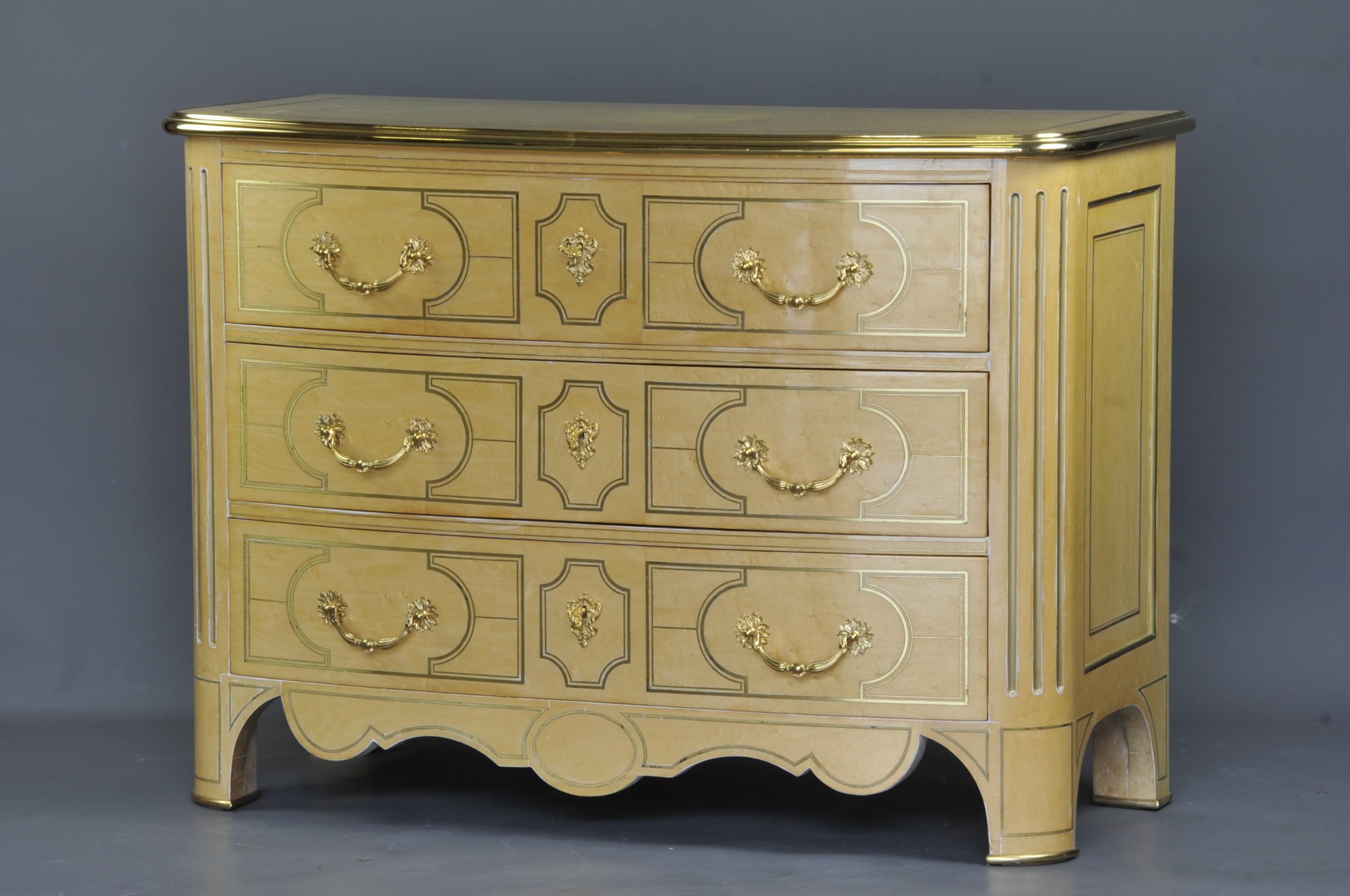 Marquetry Regency Commode in Lacquered Wood from the Maison Roméo in Paris For Sale