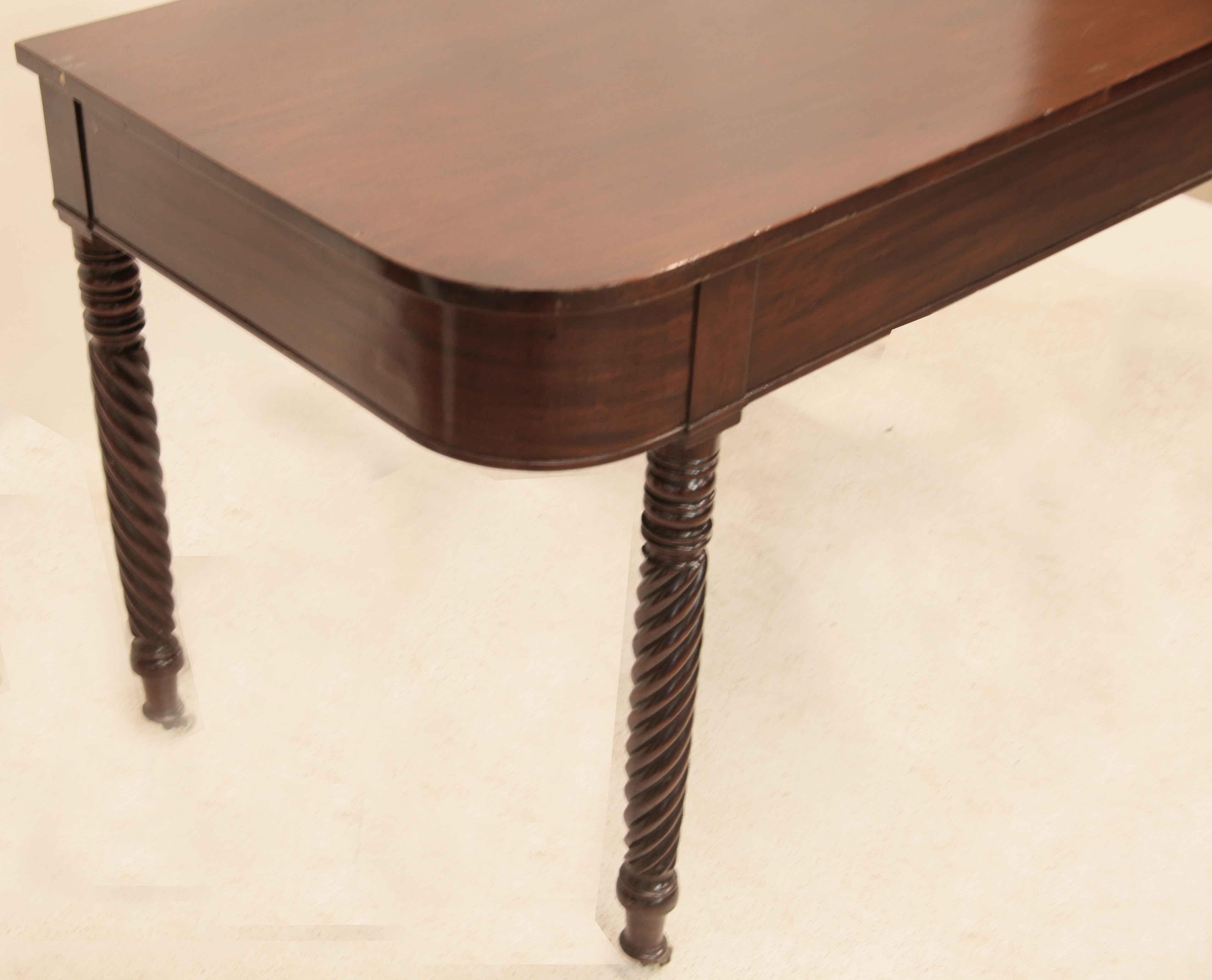 Table console Regency, le plateau avec une belle couleur et patine, pieds tournés avec sculpture de 