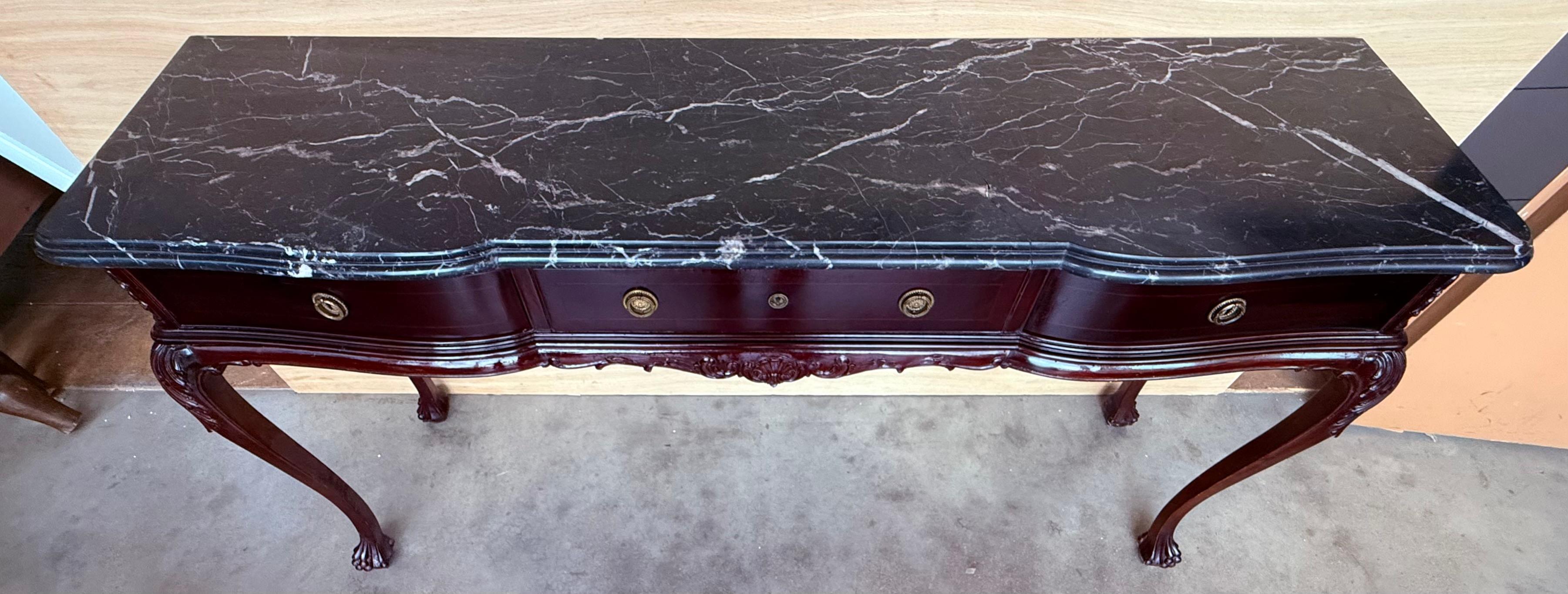 Table console Regency avec trois tiroirs et marbre noir en vente 2