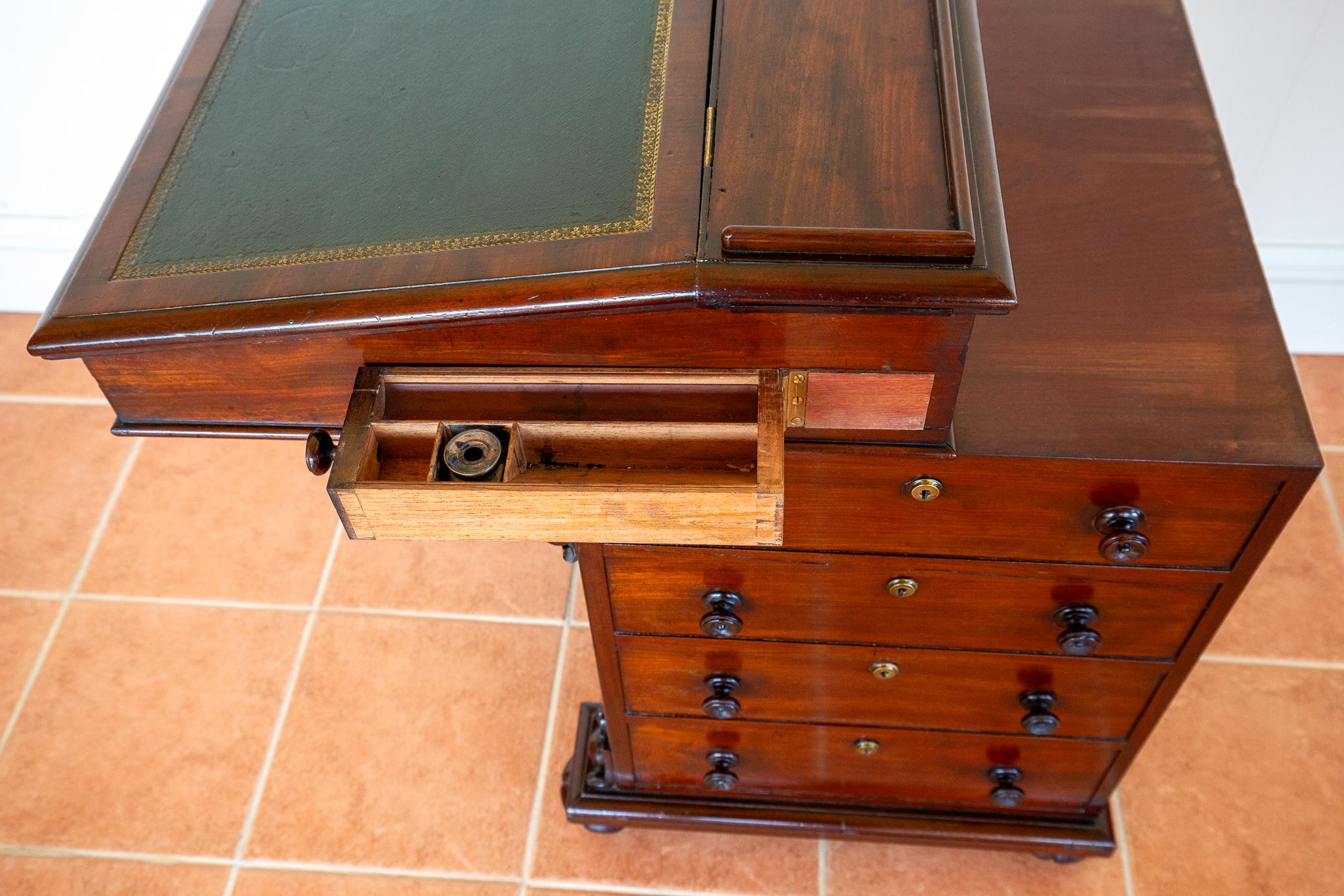 Hand-Carved Regency Davenport Desk Flame Mahogany 1830s Georgian Freemans Fine Country House For Sale