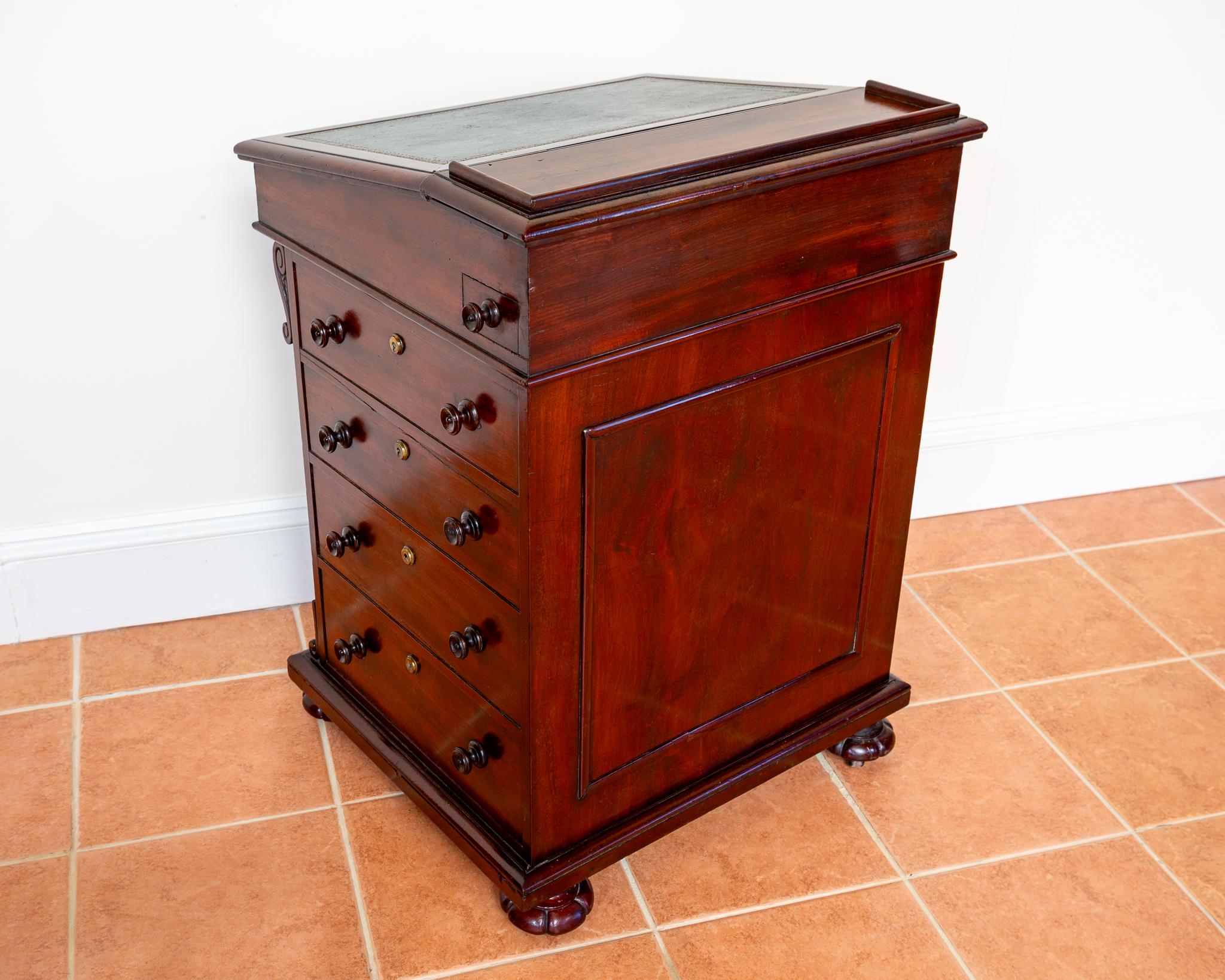 Leather Regency Davenport Desk Flame Mahogany 1830s Georgian Freemans Fine Country House For Sale