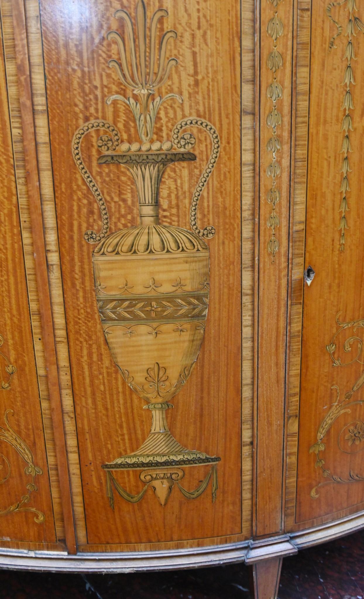 Cabinet Demi Lune Regency Classic Adams Satinwood en vente 11