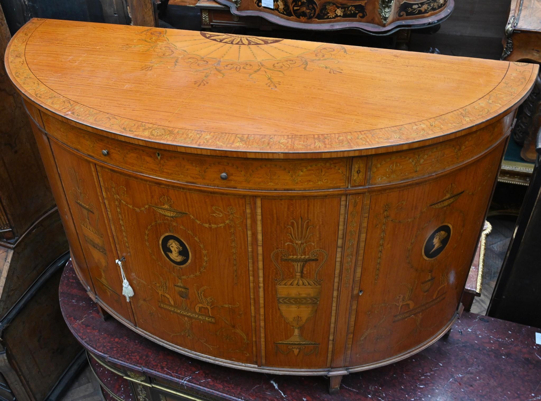 Cabinet Demi Lune Regency Classic Adams Satinwood en vente 14