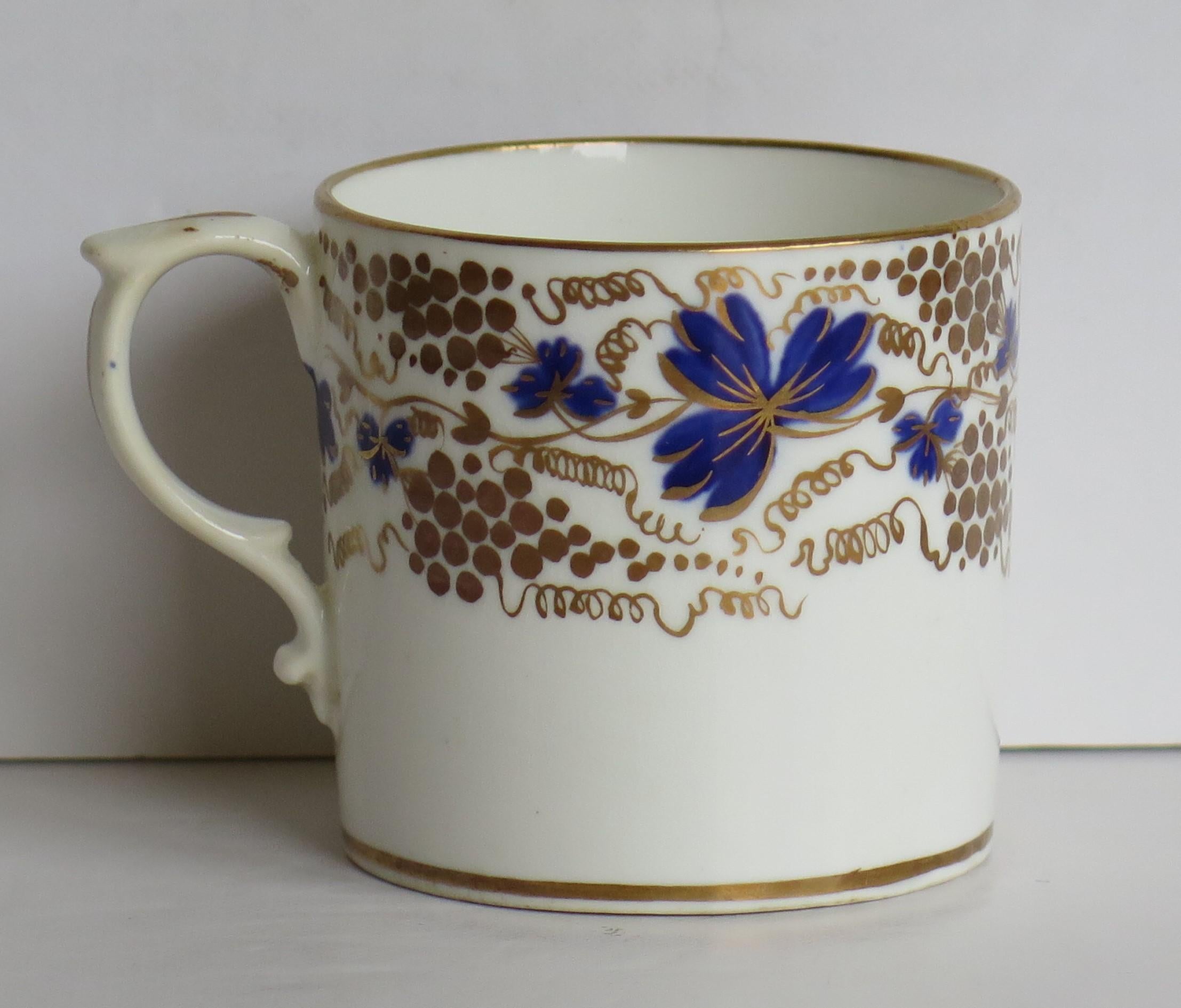English Regency Derby Porcelain Coffee Can hand painted in Trailing Vine Patn, Ca 1825 For Sale