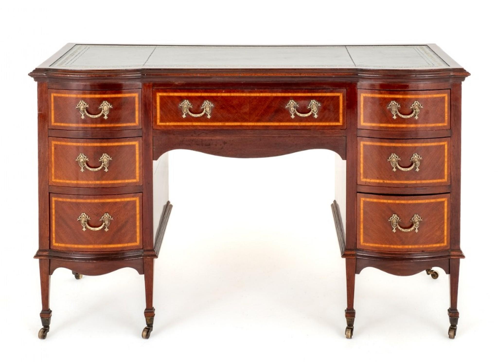 Acajou Table d'écriture Regency en acajou 1880 en vente