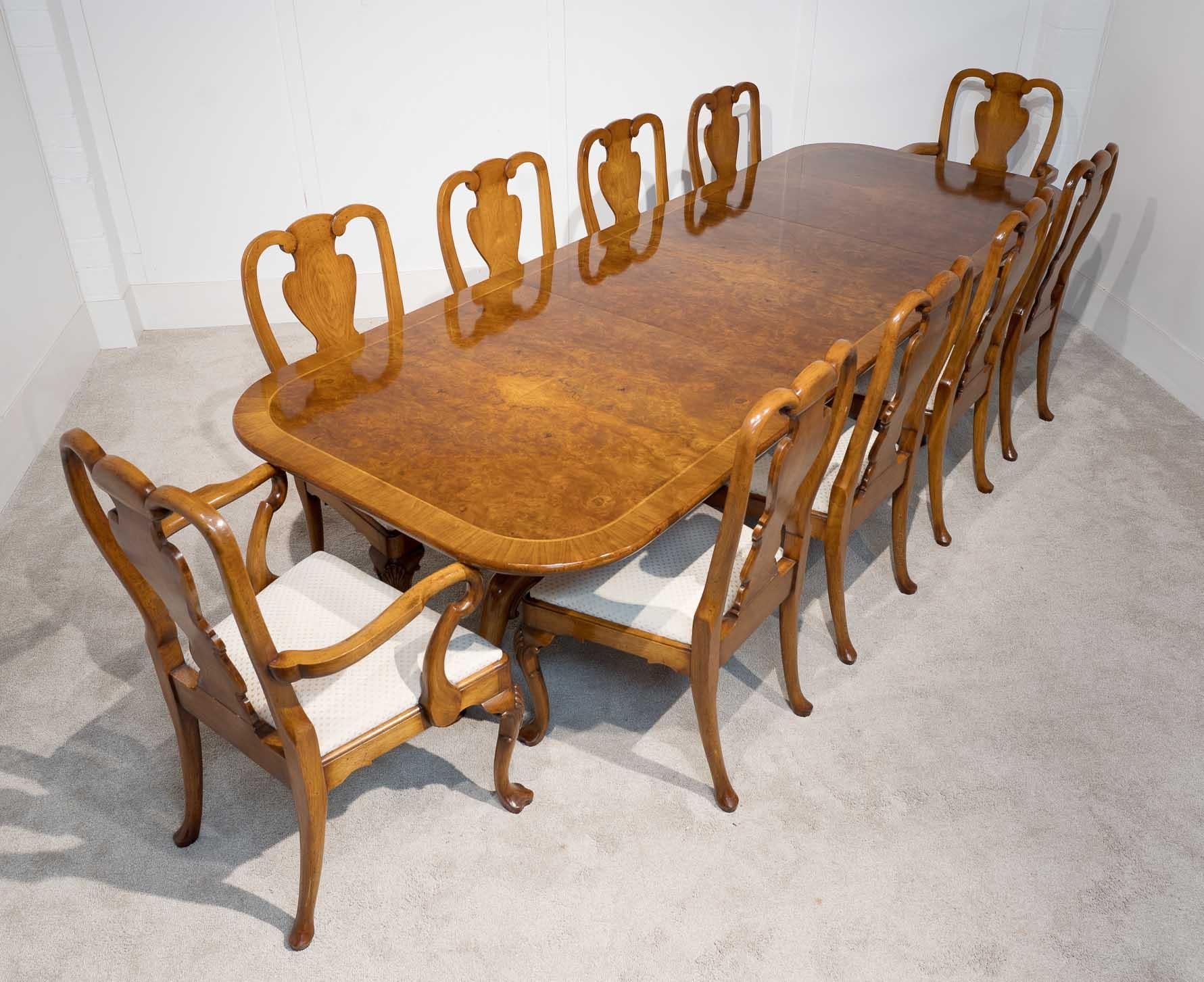 Late 20th Century Regency Dining Set Pedestal Table and Queen Anne Chairs Walnut