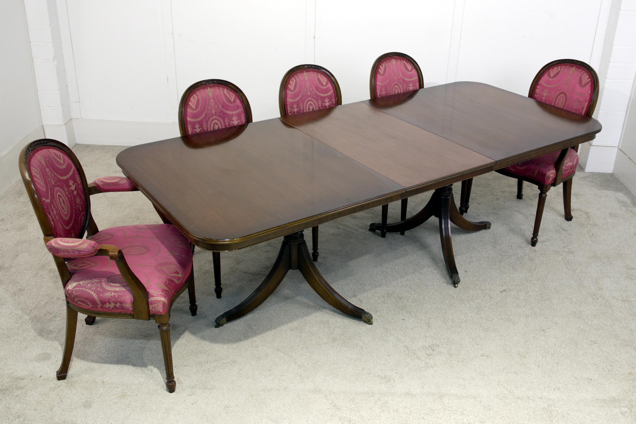 Carved Regency Dining Table and Matching Chairs Suite Mahogany 8 Seater For Sale