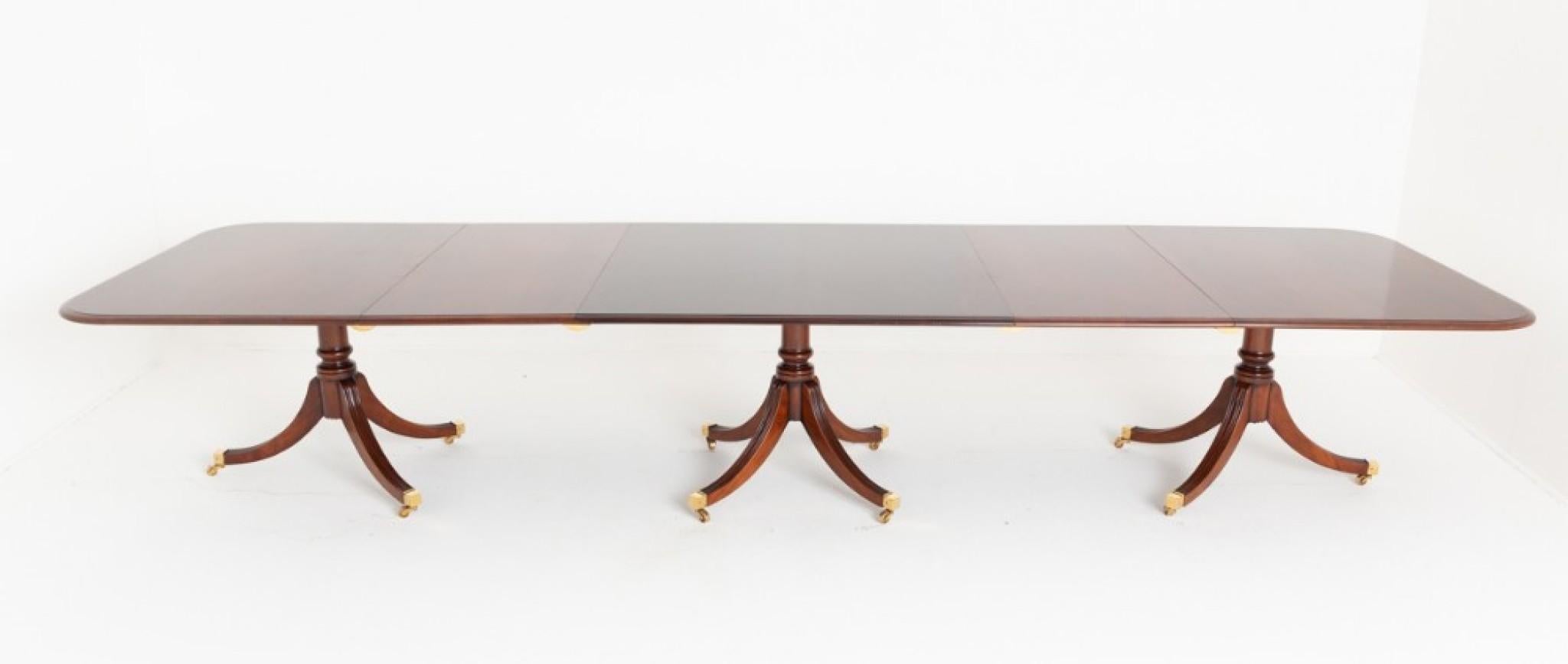 Early 20th Century Regency Dining Table Mahogany 18 Seater Pedestal Tables