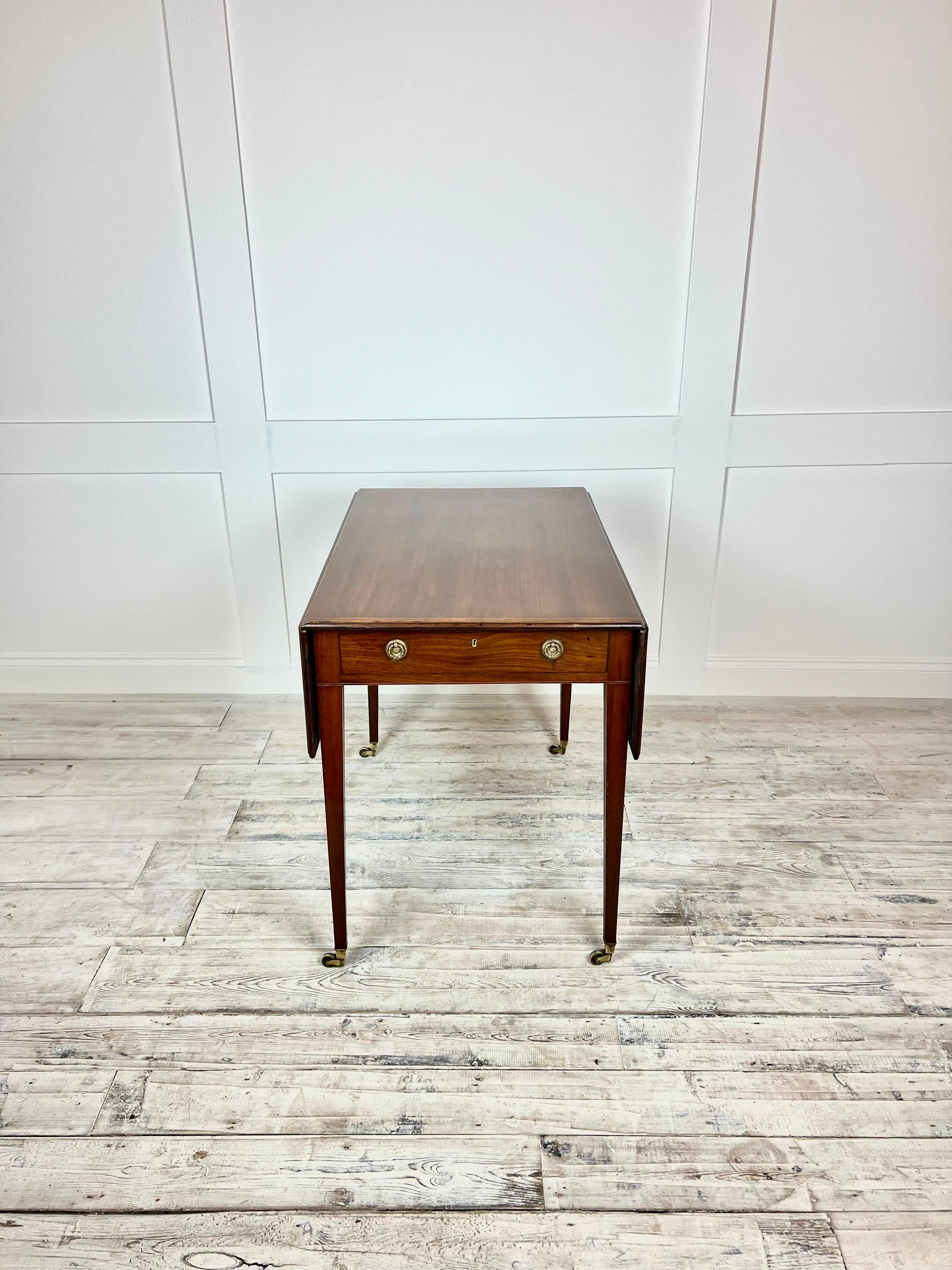 Mid-19th Century Regency Drop Leaf Mahogany Table c.1830's For Sale