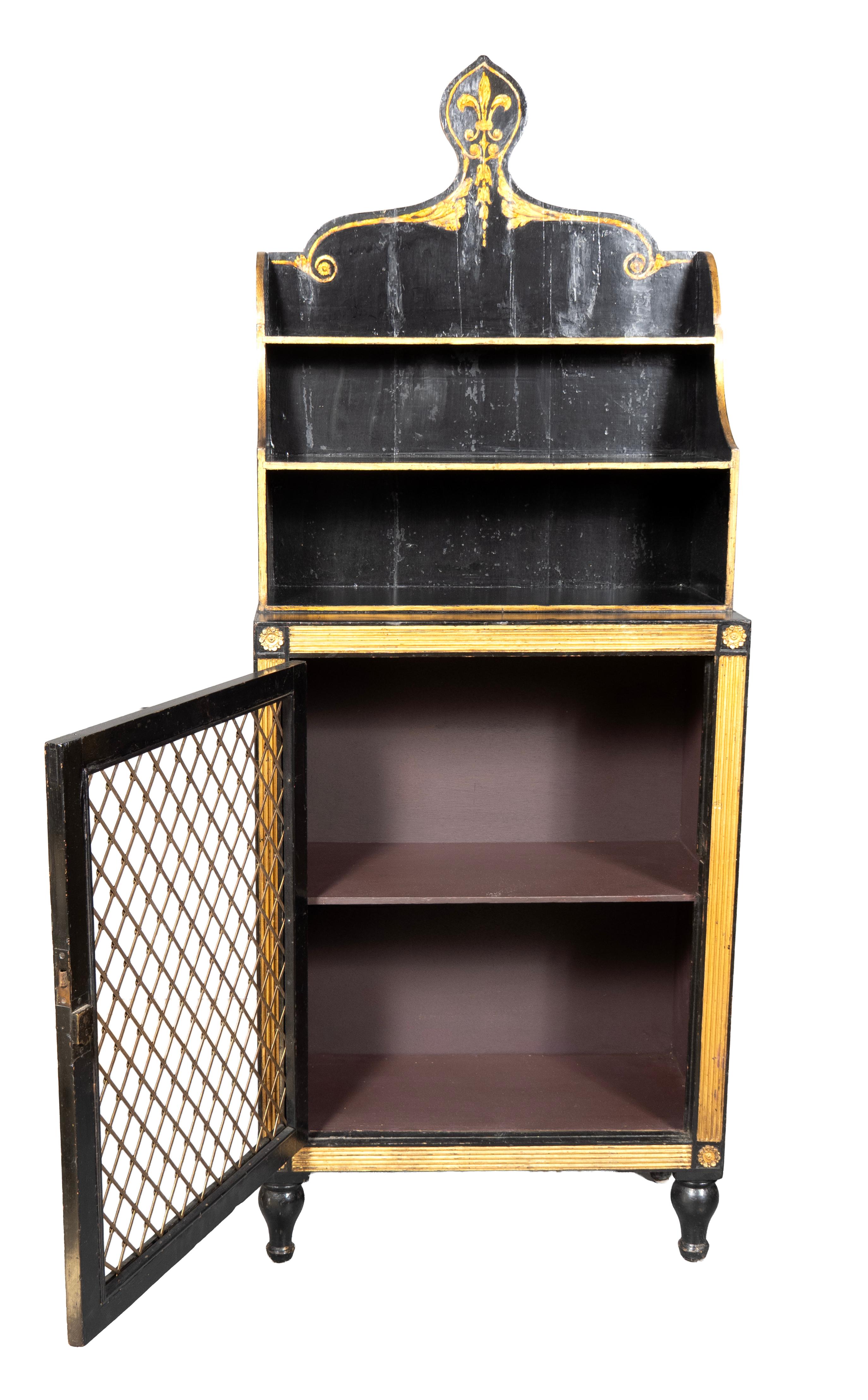 Pino Armadio Regency ebanizzato e dorato a pacchi in vendita