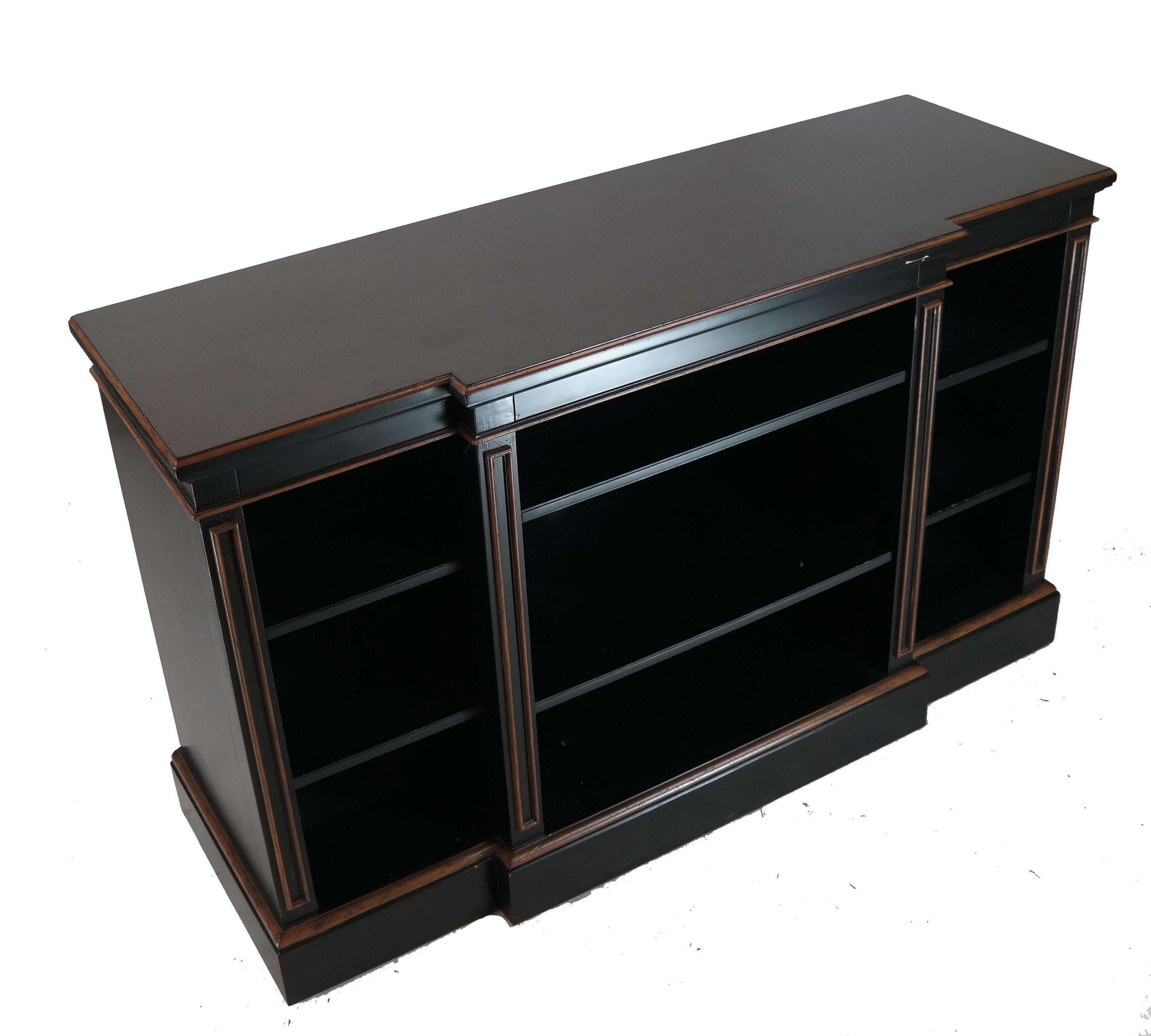 Regency Ebonized Bookcase with Gilt Detail In Good Condition In Locust Valley, NY