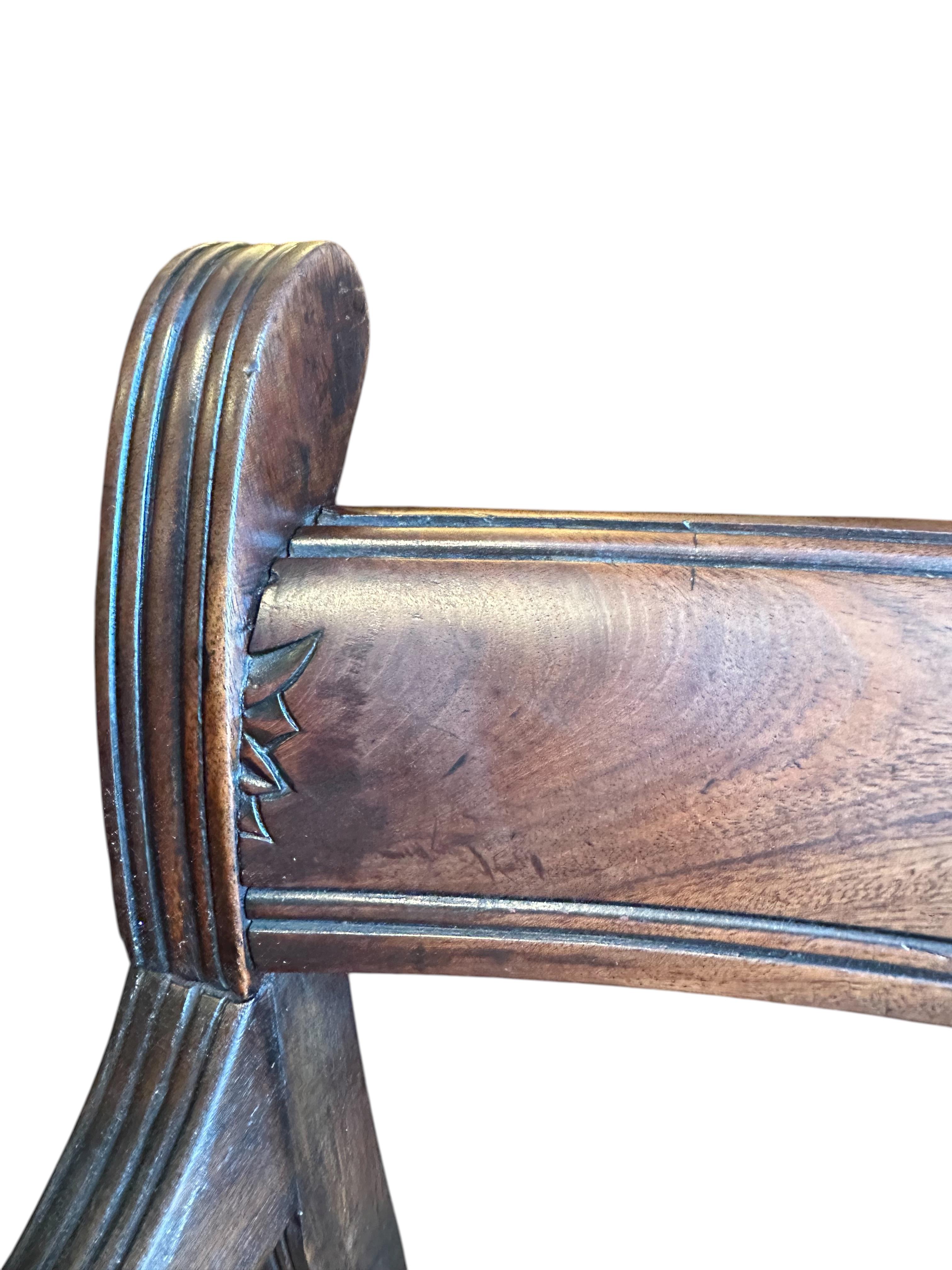 Regency English Mahagoni Near Pair Elbow Armchairs. im Angebot 10