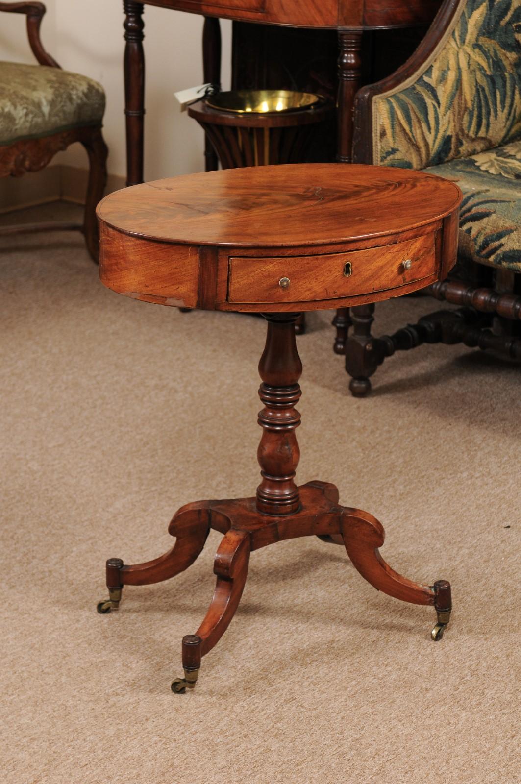 Regency English Mahogany Oval Side Table, Early 19th Century 5