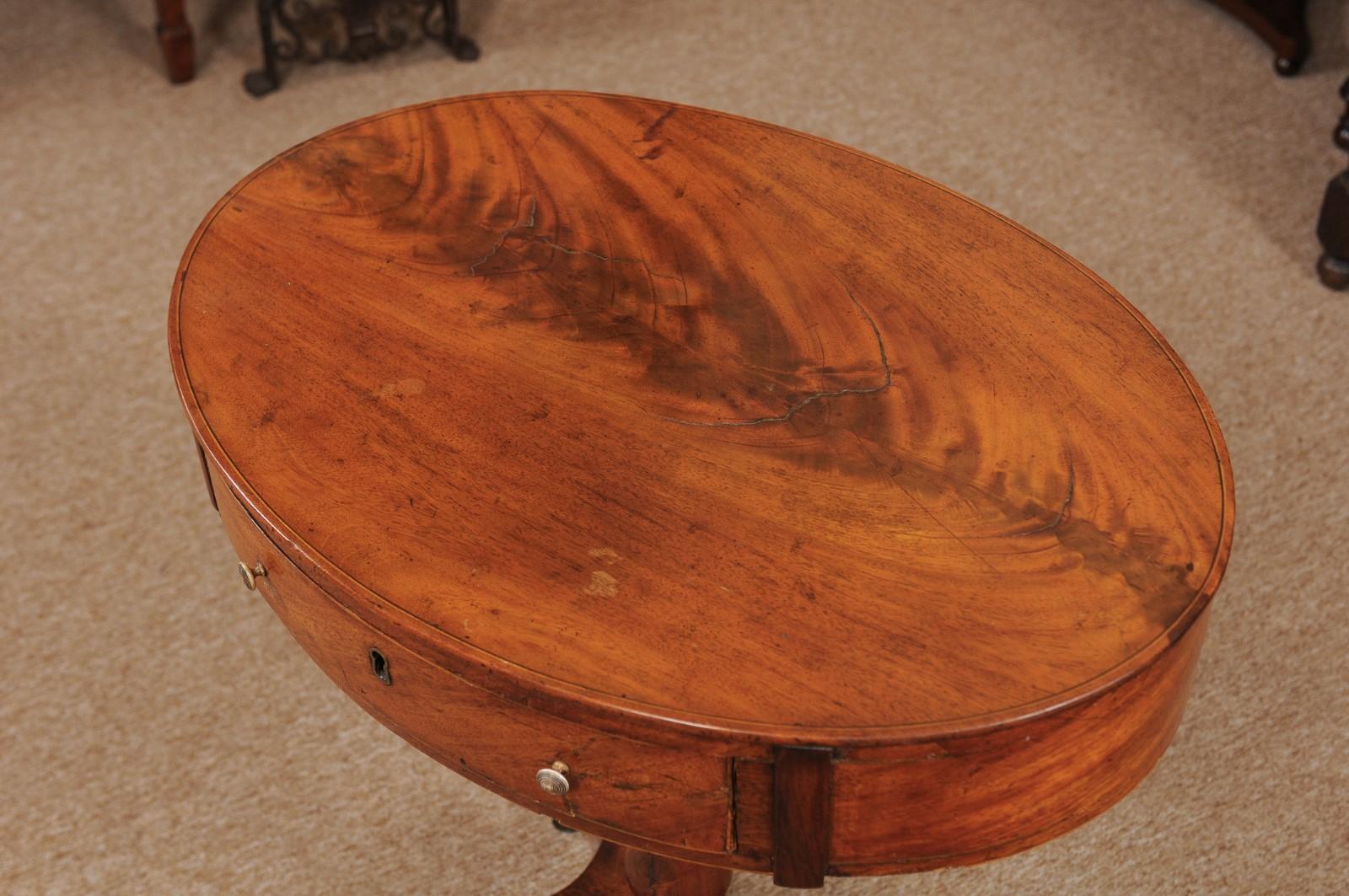 Regency English Mahogany Oval Side Table, Early 19th Century 4