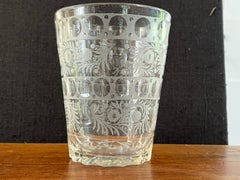 Vase en verre gravé de style Régence, 19e siècle