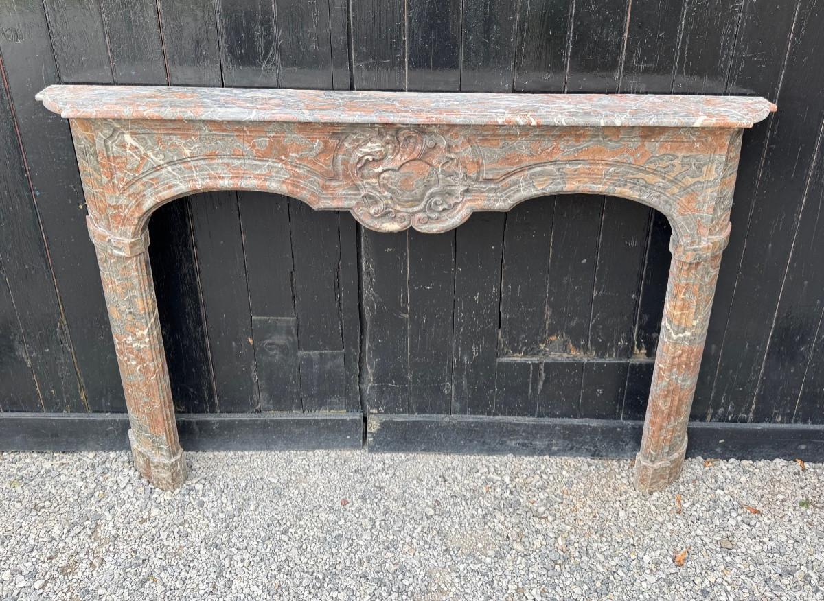 Chimenea Regency de mármol de Rance, siglo XVIII Luis XV en venta