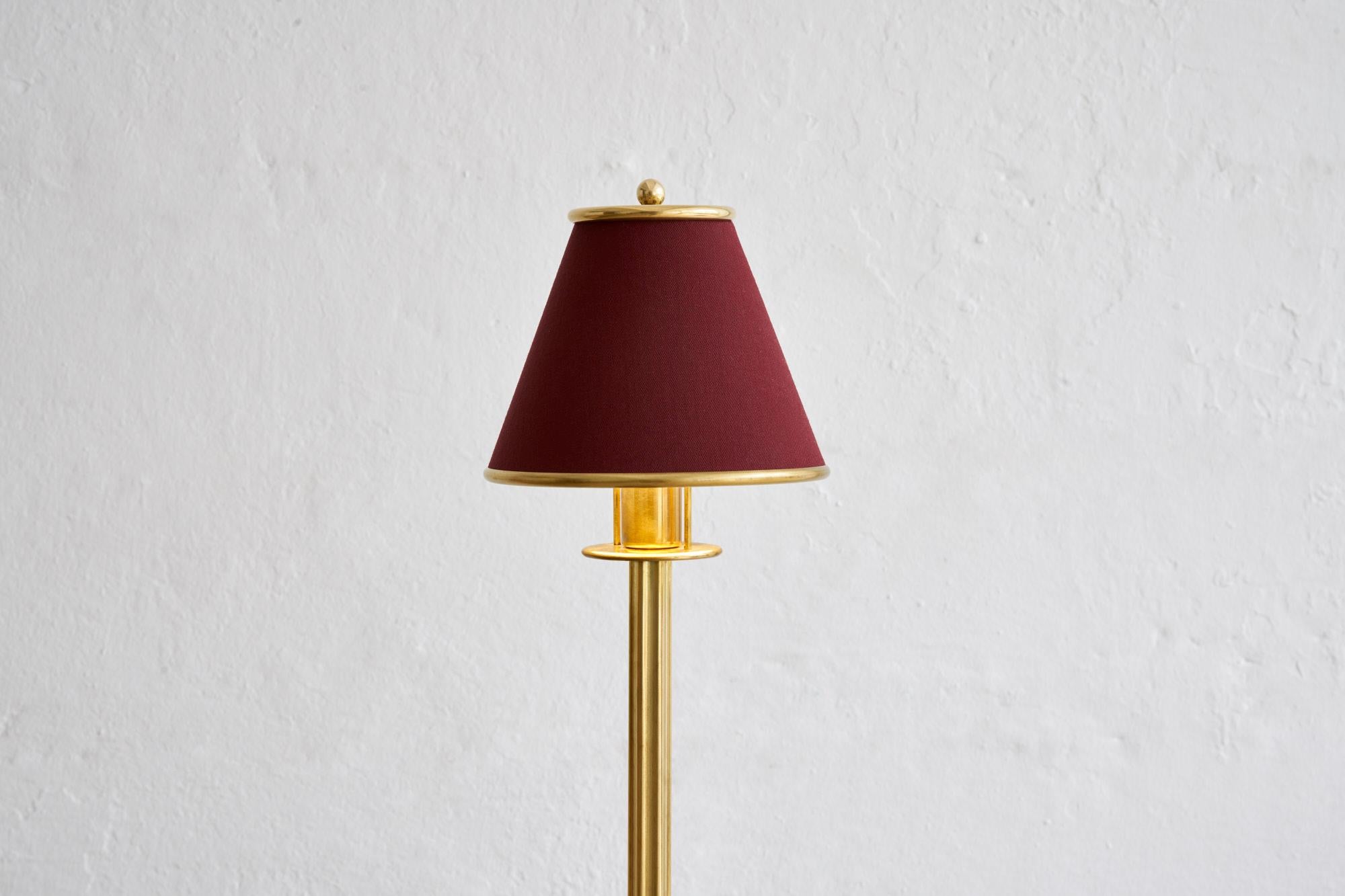 Regency Floor Lamp by Billy Cotton in Brass with Burgundy Shade In New Condition For Sale In Brooklyn, NY