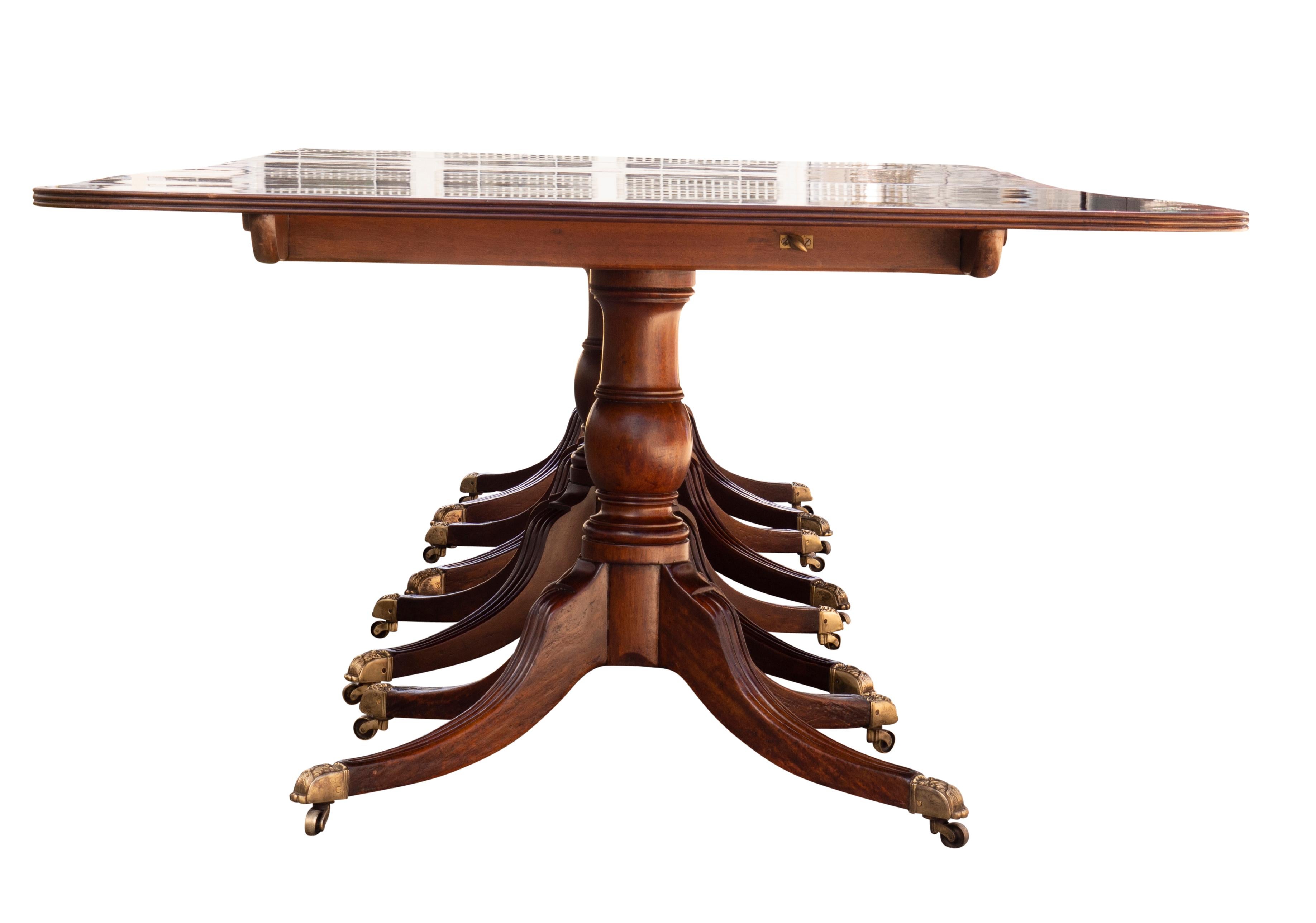 Regency Four Pedestal Mahogany Dining Table In Good Condition For Sale In Essex, MA