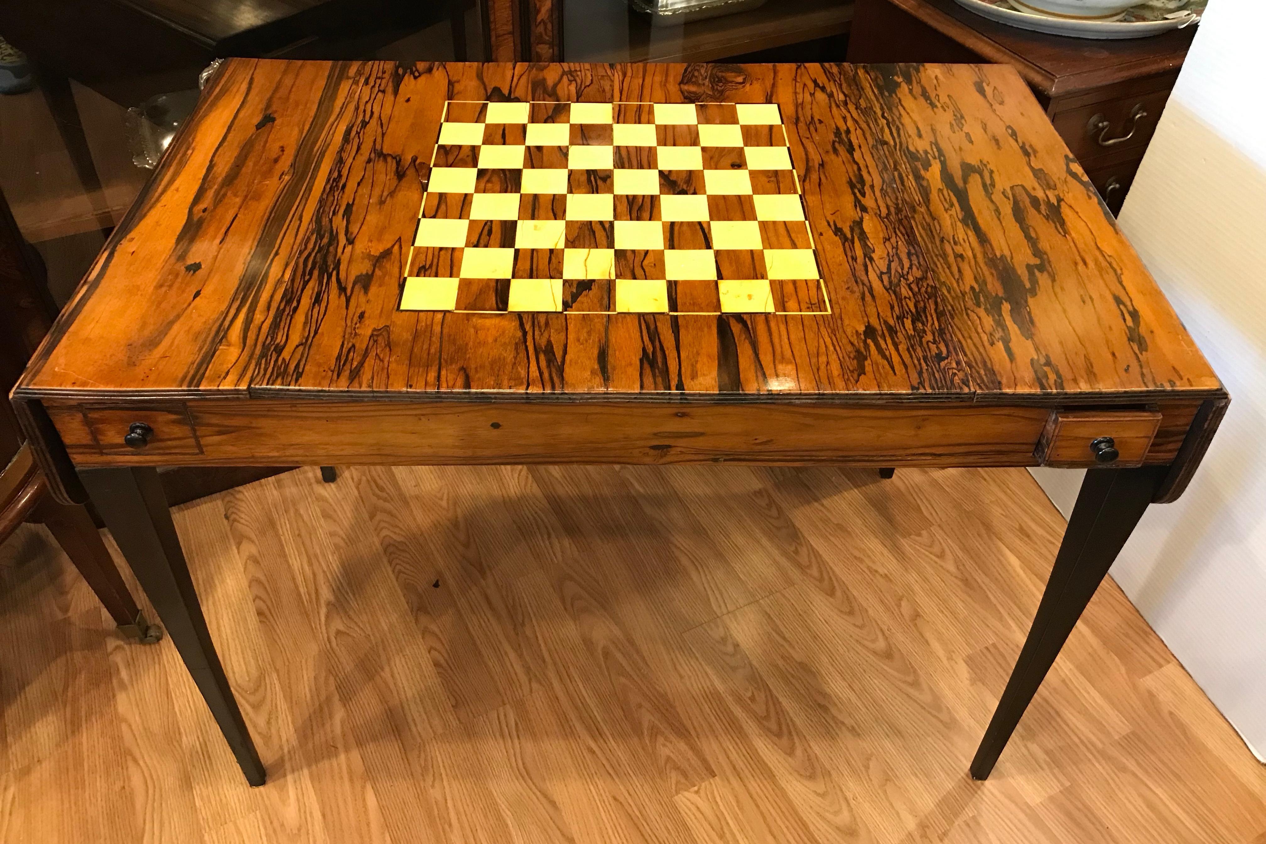 Regency Game Table In Good Condition In West Palm Beach, FL