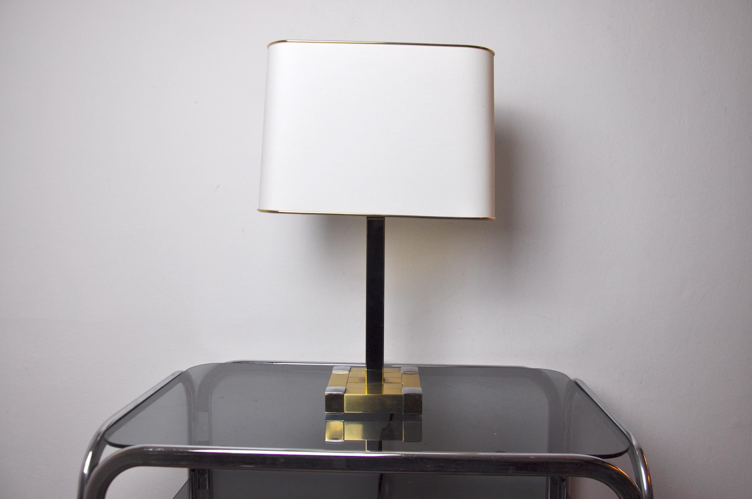 Lámpara de mesa geométrica Regency de BD Lumica, Italia, 1970 Regencia de Hollywood en venta