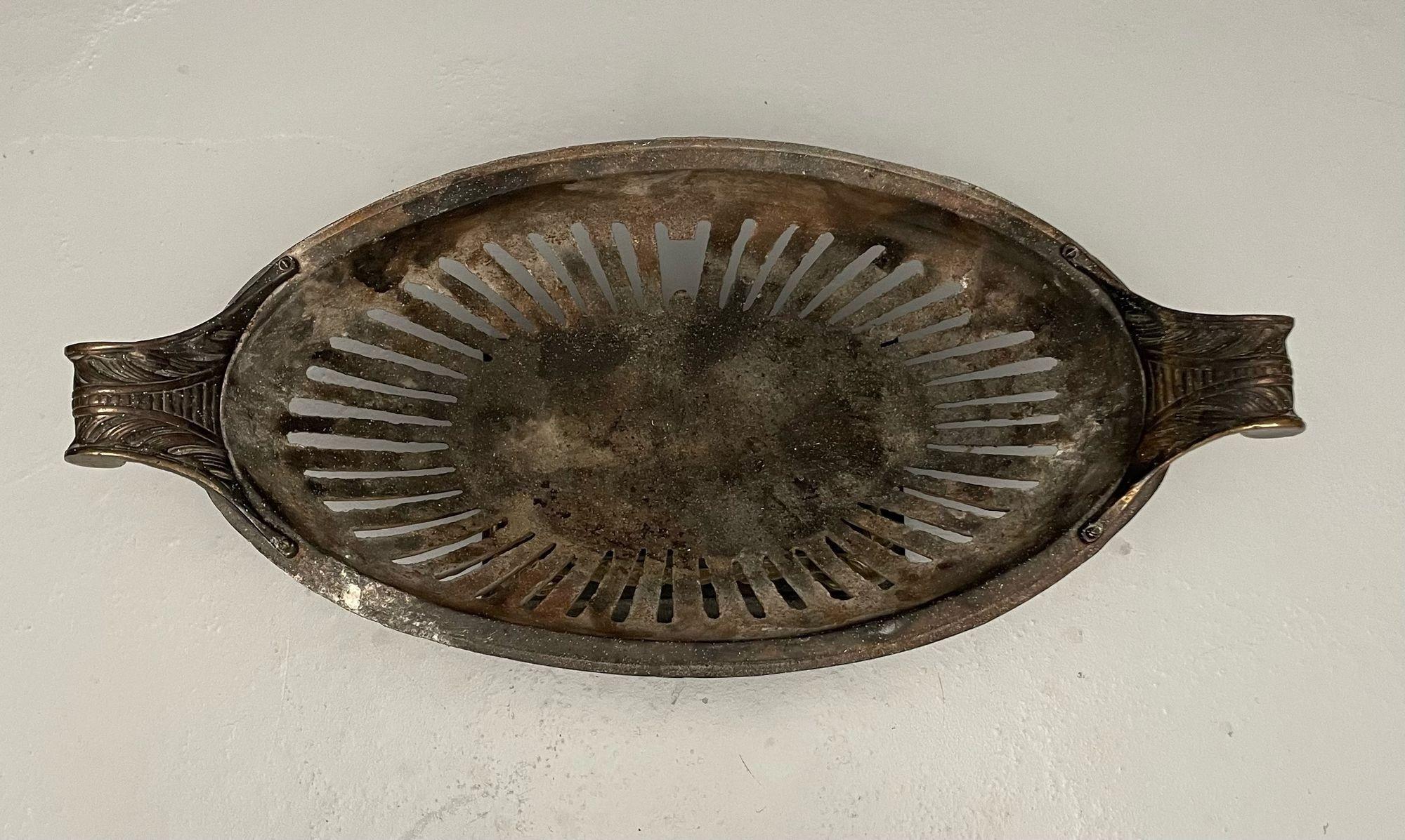 Fioriera a urna di grandi dimensioni in stile Regency, George III, ghisa, ottone, Inghilterra, 20° sec. in vendita 5