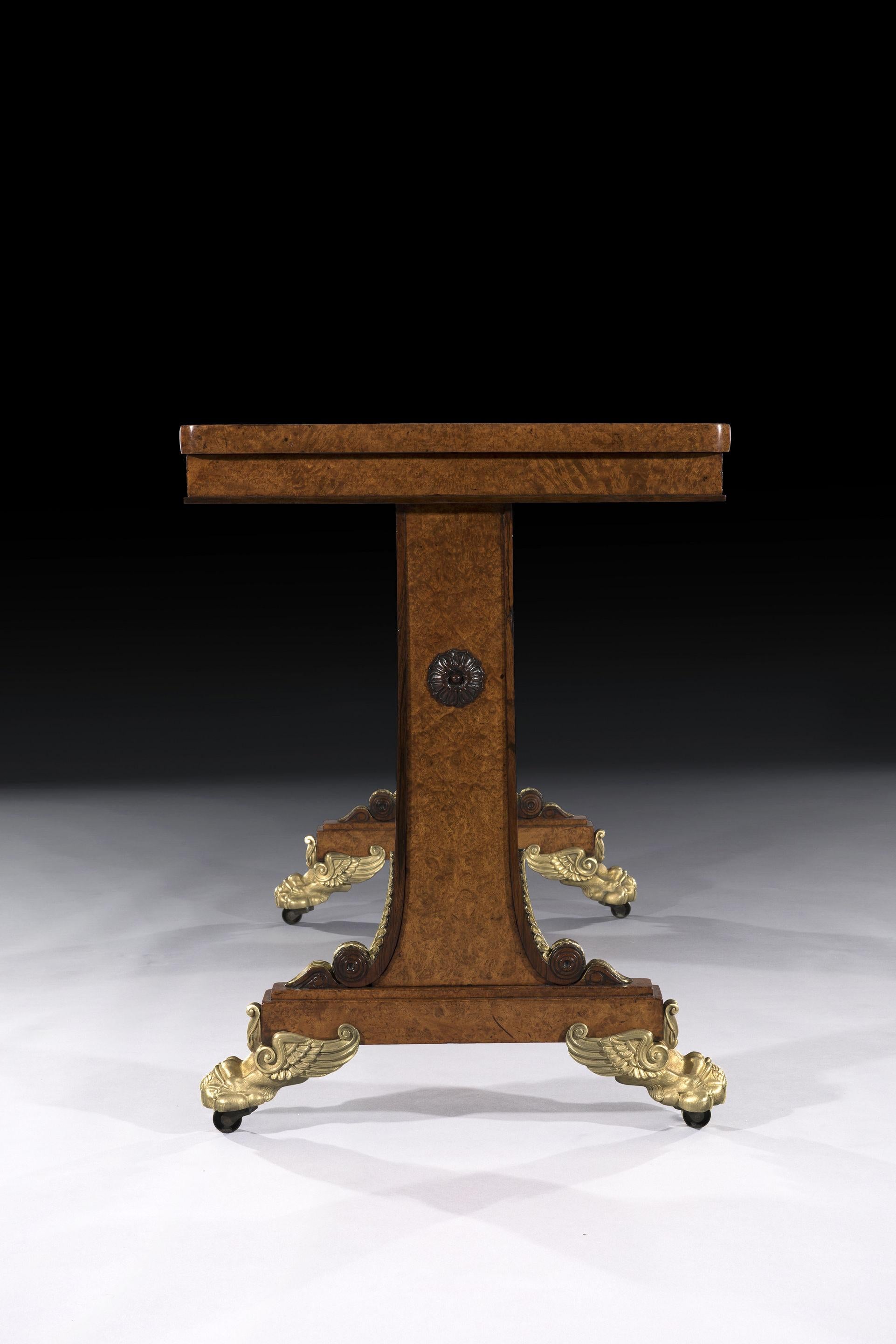 Regency George IV Amboyna and Rosewood Side Table Morel and Seddon In Good Condition For Sale In Bradford on Avon, GB