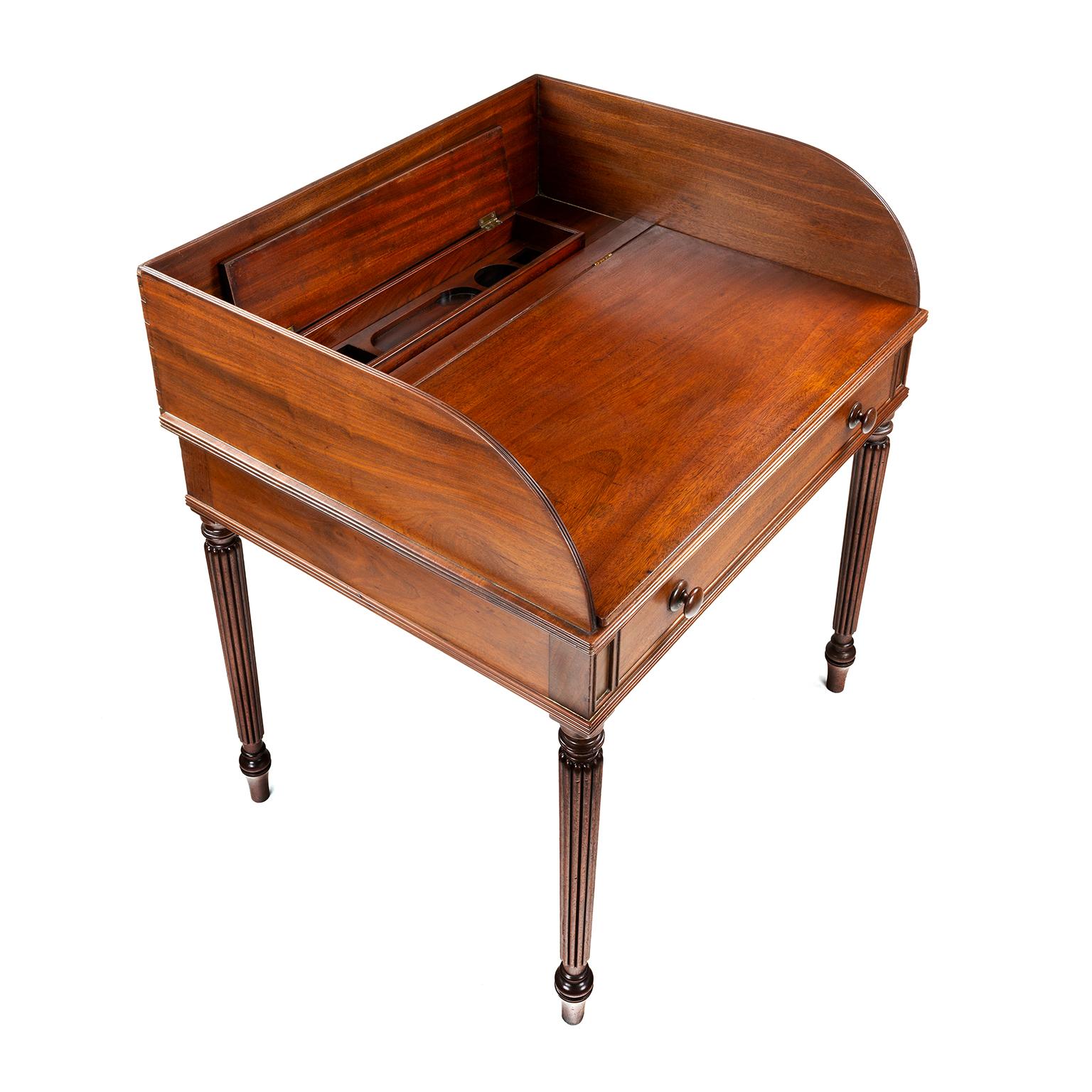 Regency Gillows wash stand / writing table in Mahogany 7