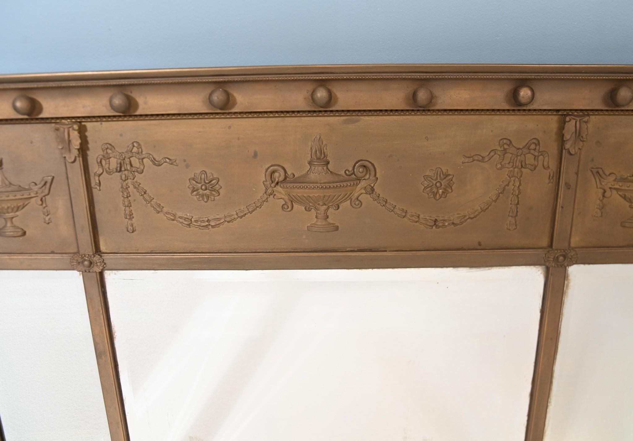 Début du XIXe siècle Miroir de style Régence doré 1810 Classical Adams en vente