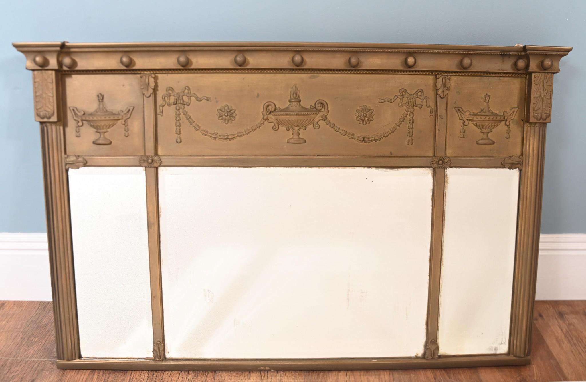 Miroir de style Régence doré 1810 Classical Adams en vente 1
