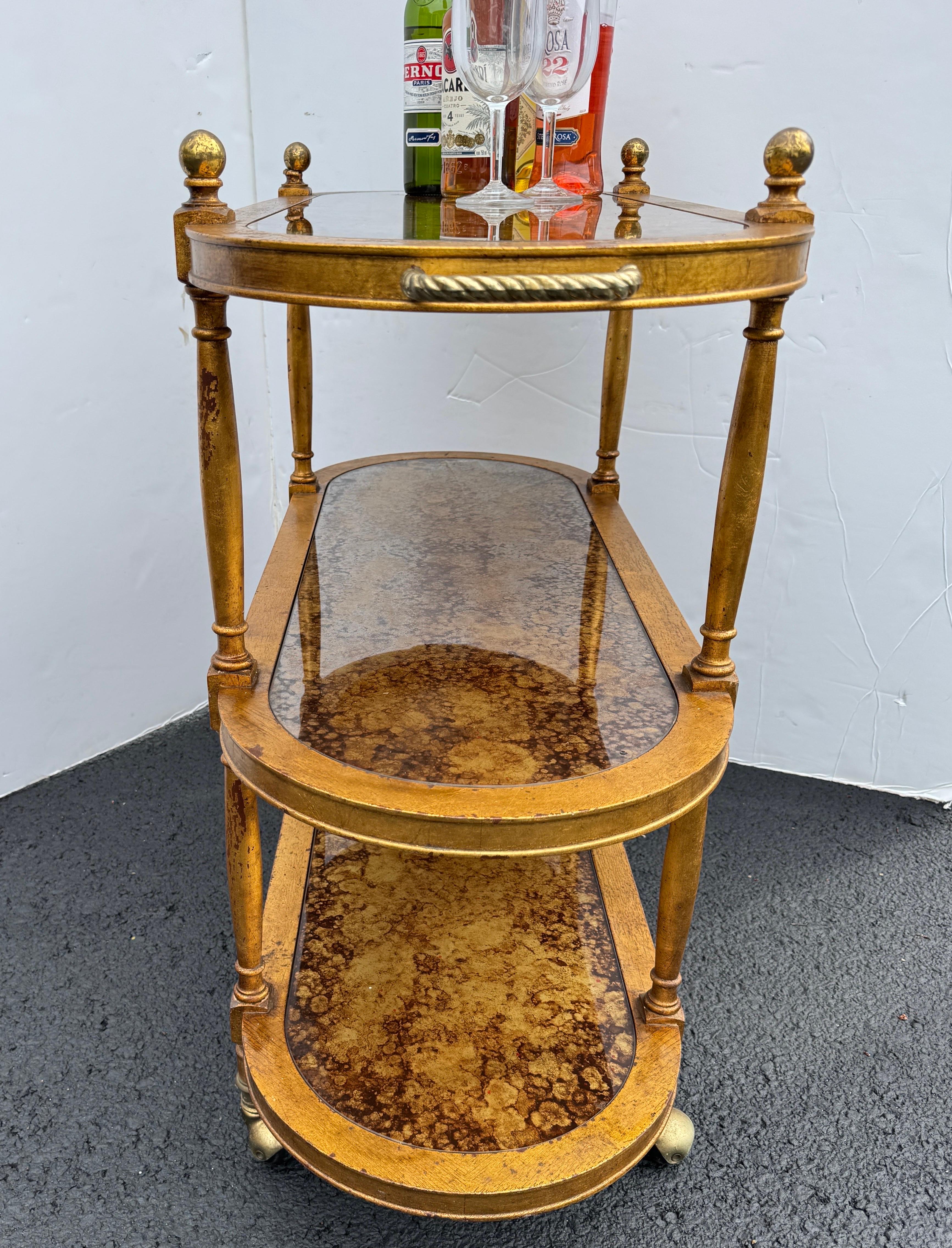 Regency Vergoldetes Holz 3-stöckiger Barwagen, circa 1960er Jahre im Angebot 8