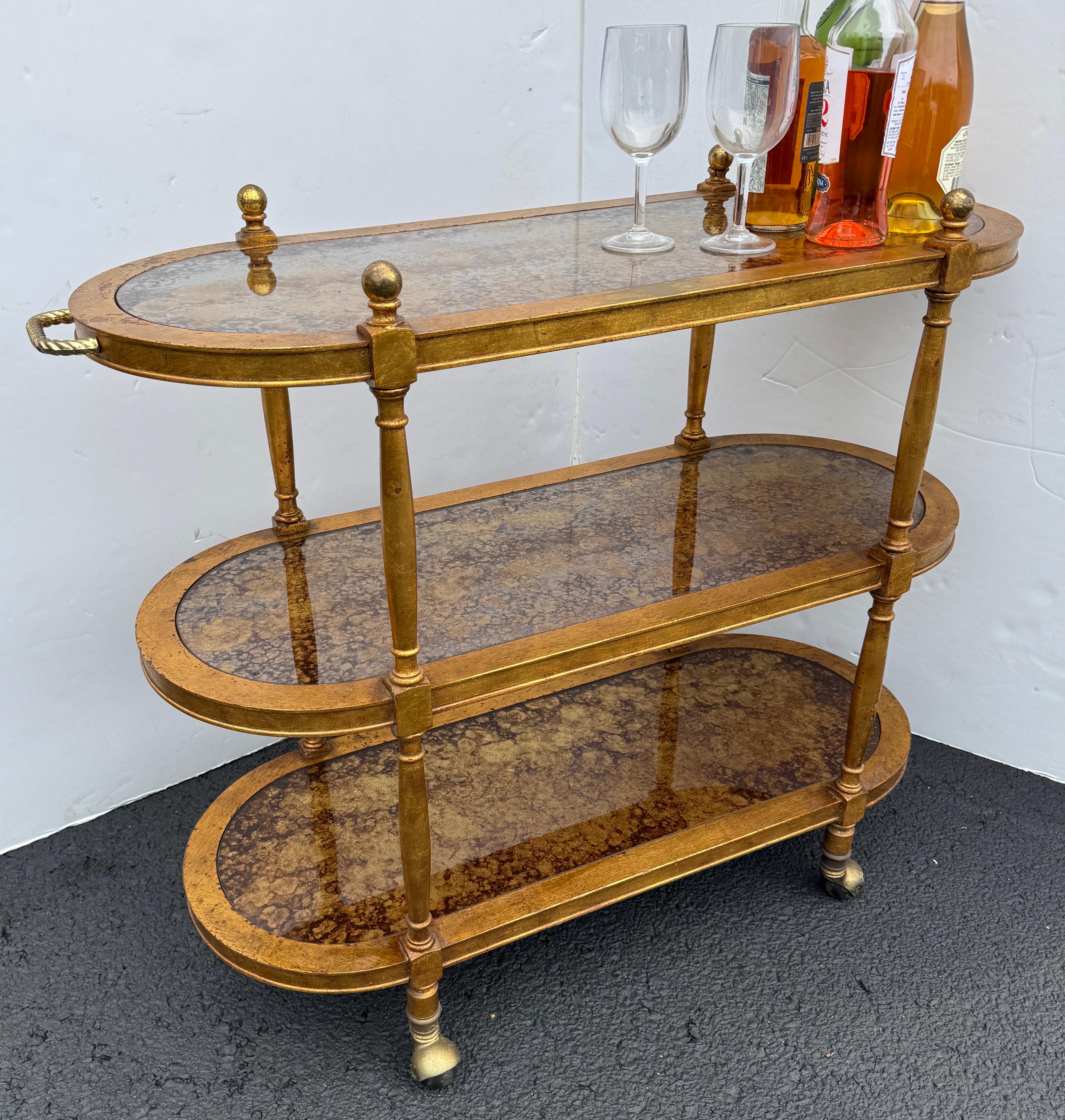 Regency Vergoldetes Holz 3-stöckiger Barwagen, circa 1960er Jahre im Angebot 10