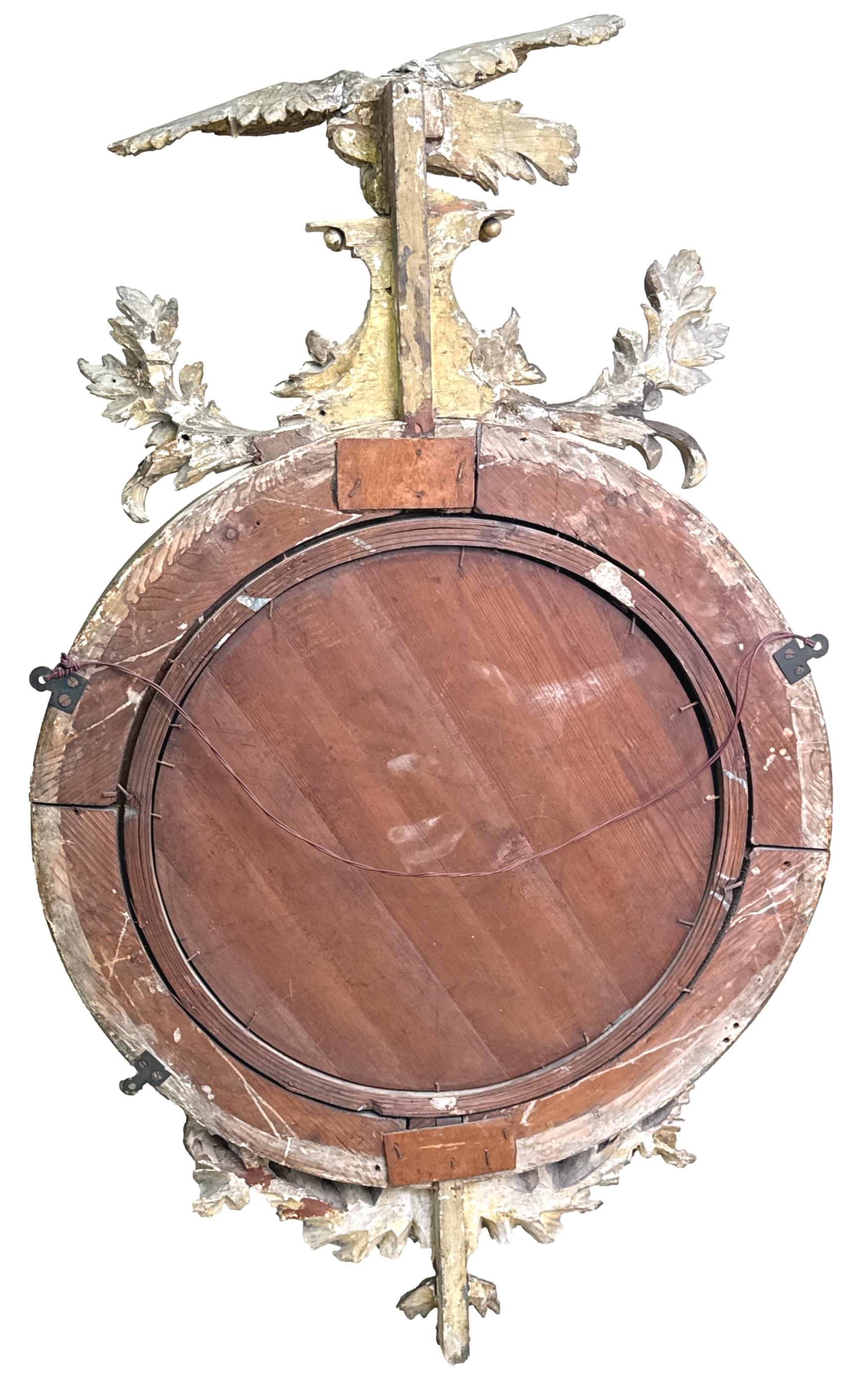 Miroir circulaire convexe en bois doré Regency en vente 5