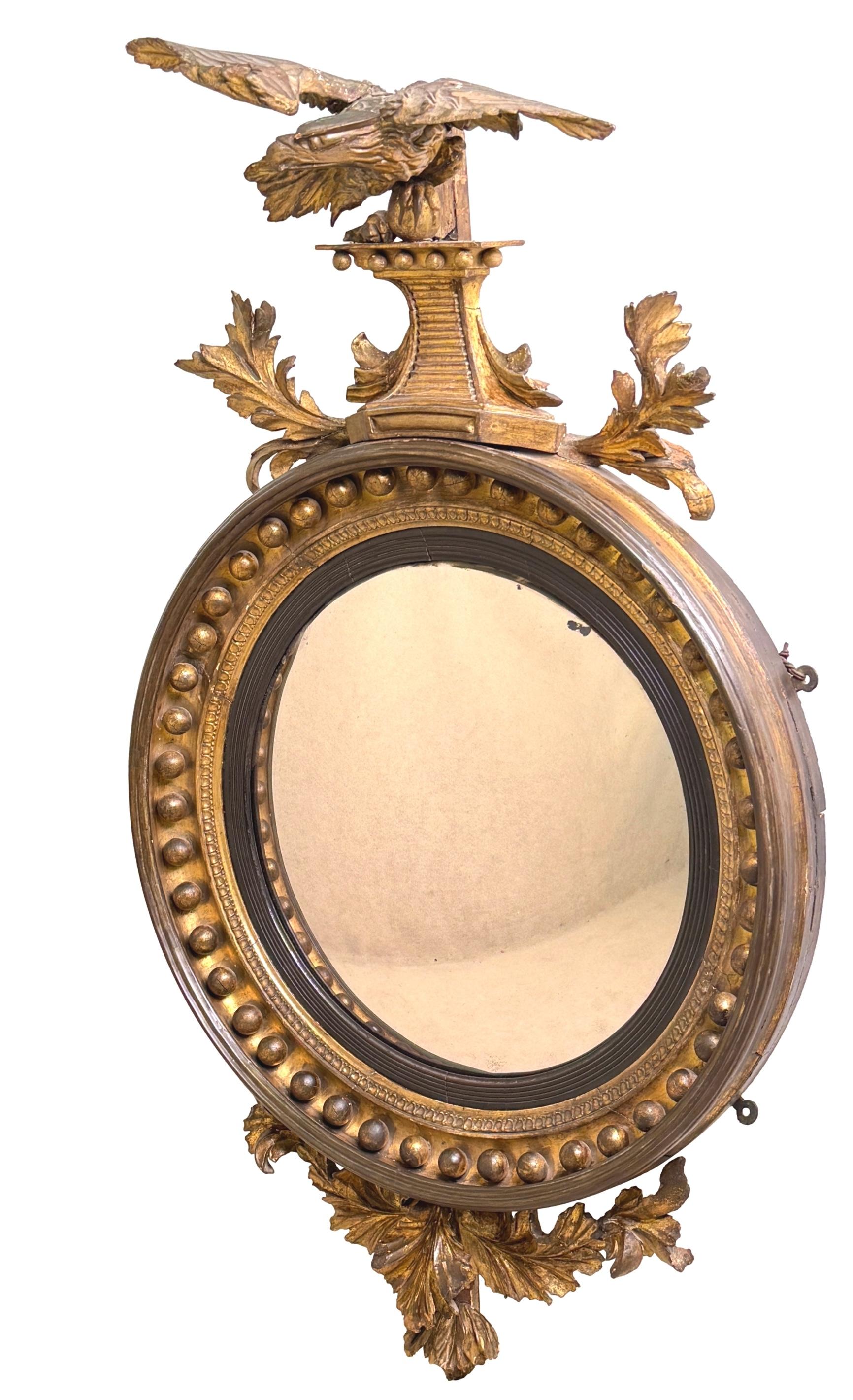 Miroir circulaire convexe en bois doré Regency en vente 3
