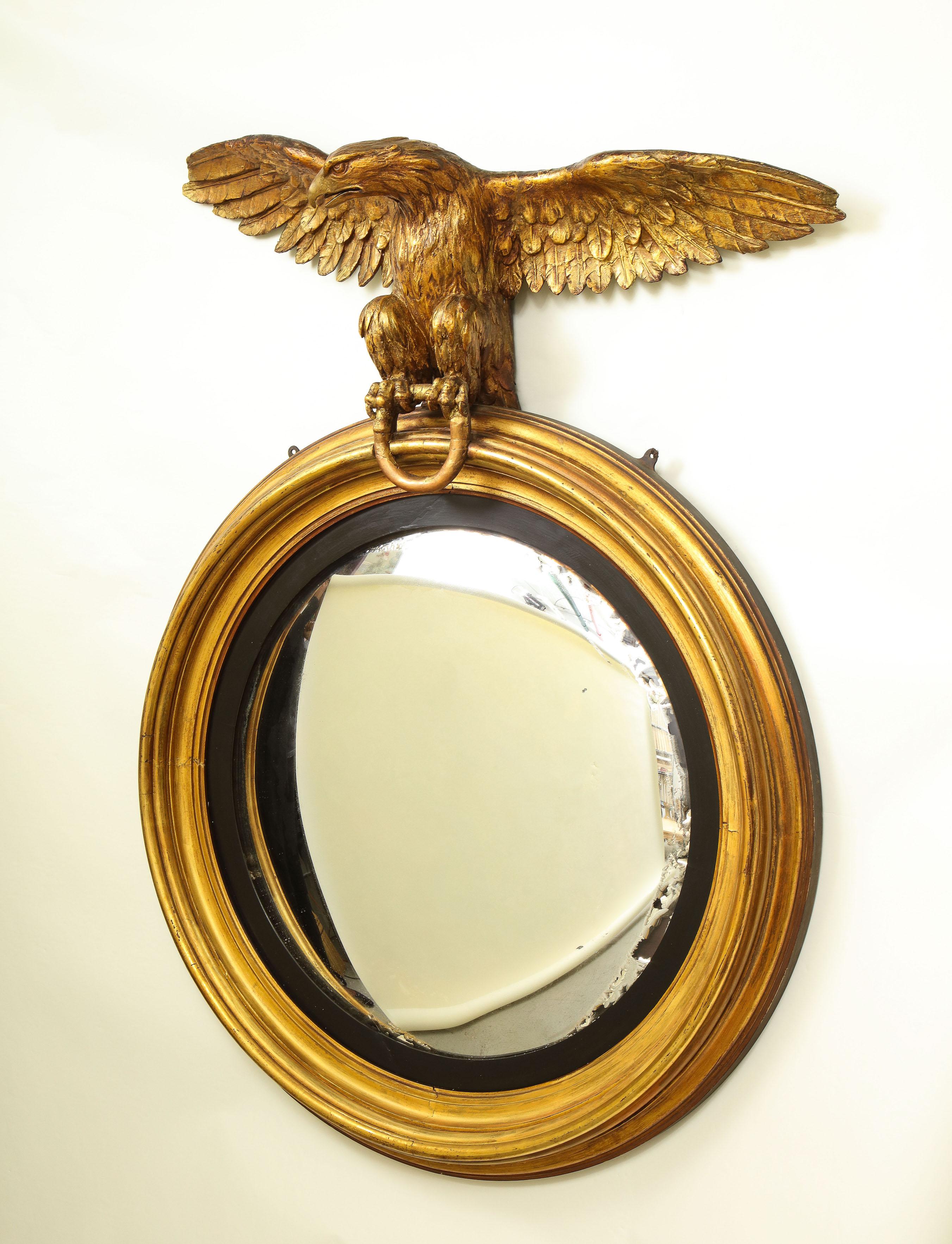 Convex-Spiegel aus vergoldetem Holz im Regency-Stil (Englisch) im Angebot