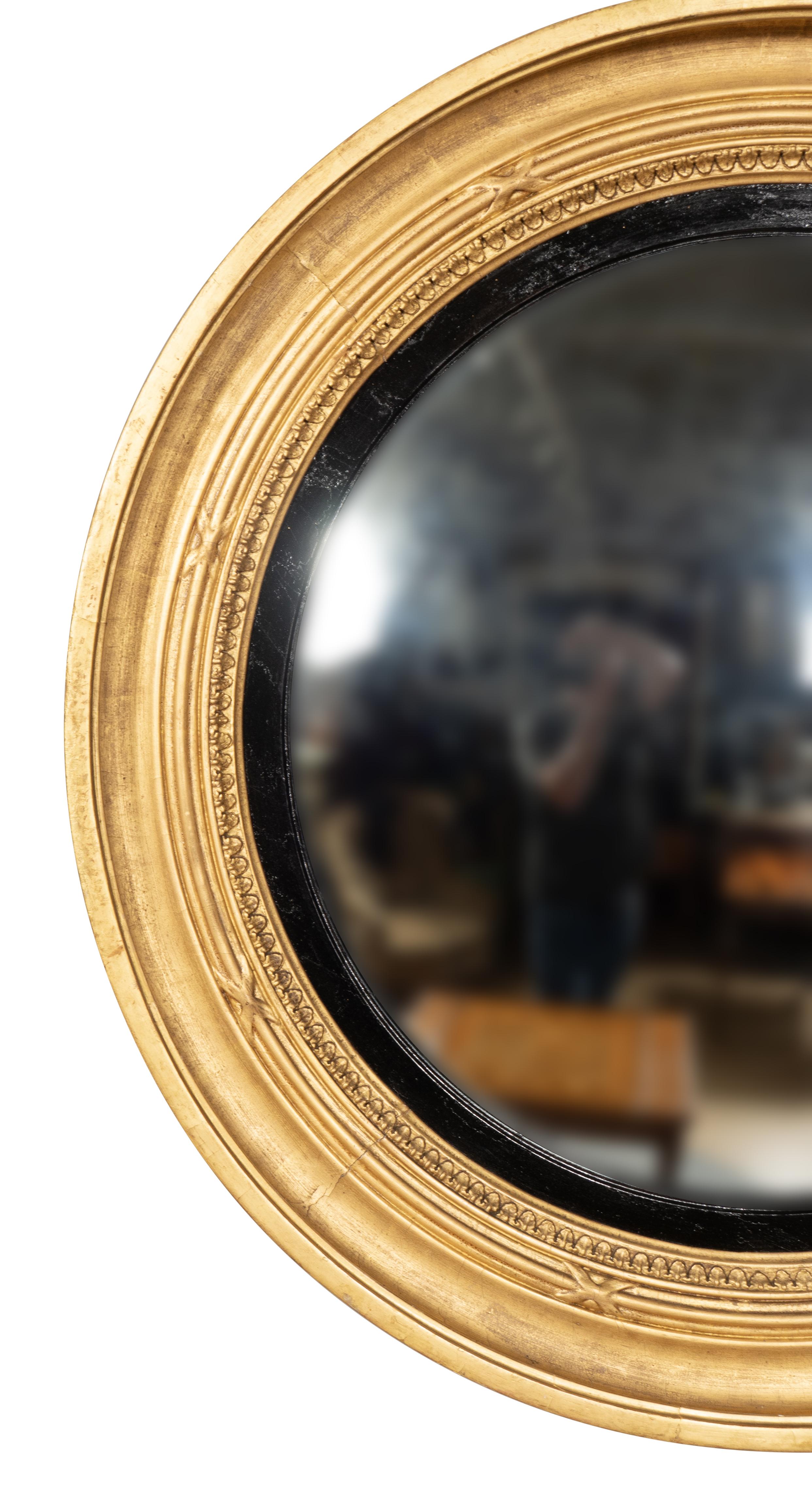 Regency Giltwood Convex Mirror In Good Condition In Essex, MA