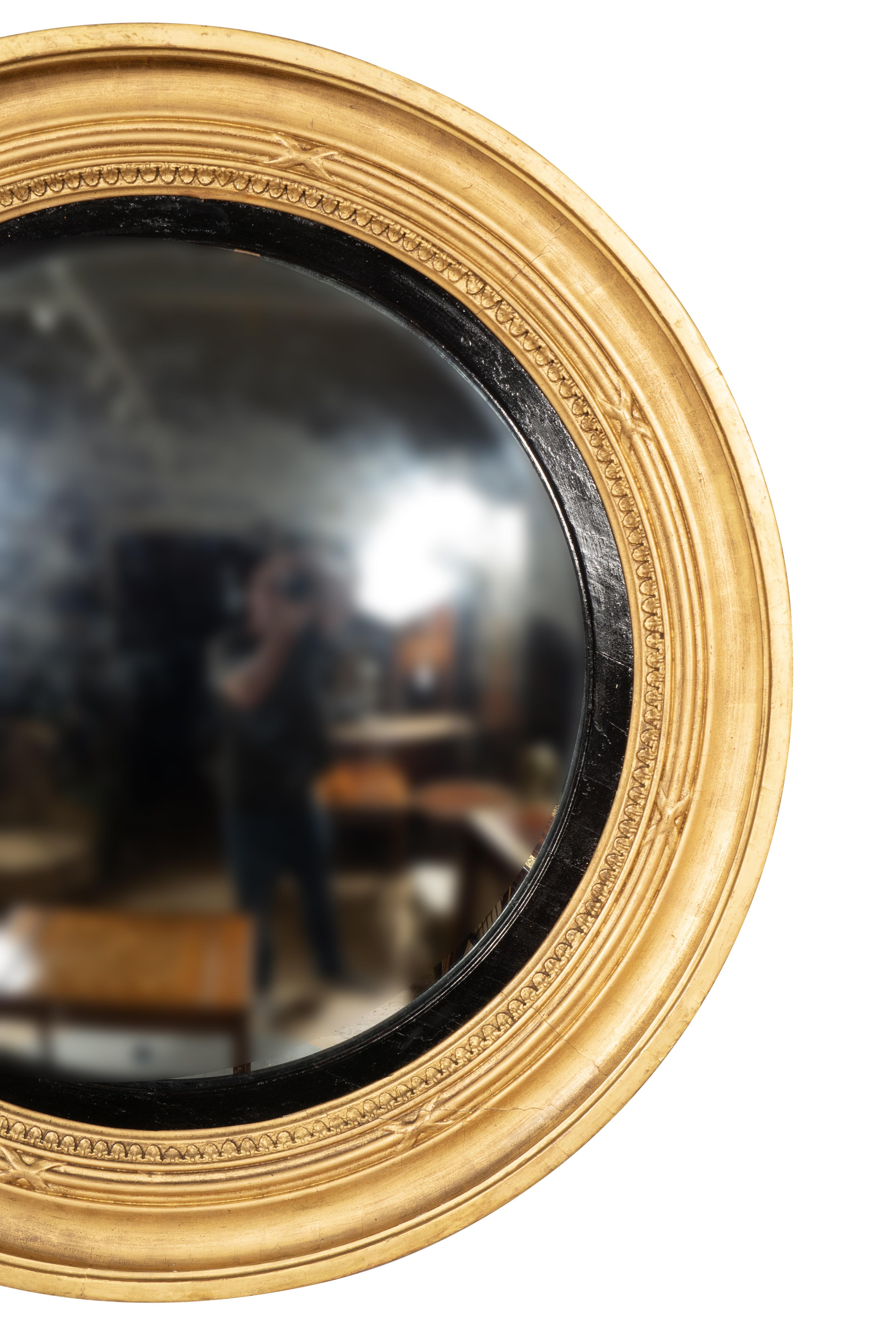 Early 19th Century Regency Giltwood Convex Mirror