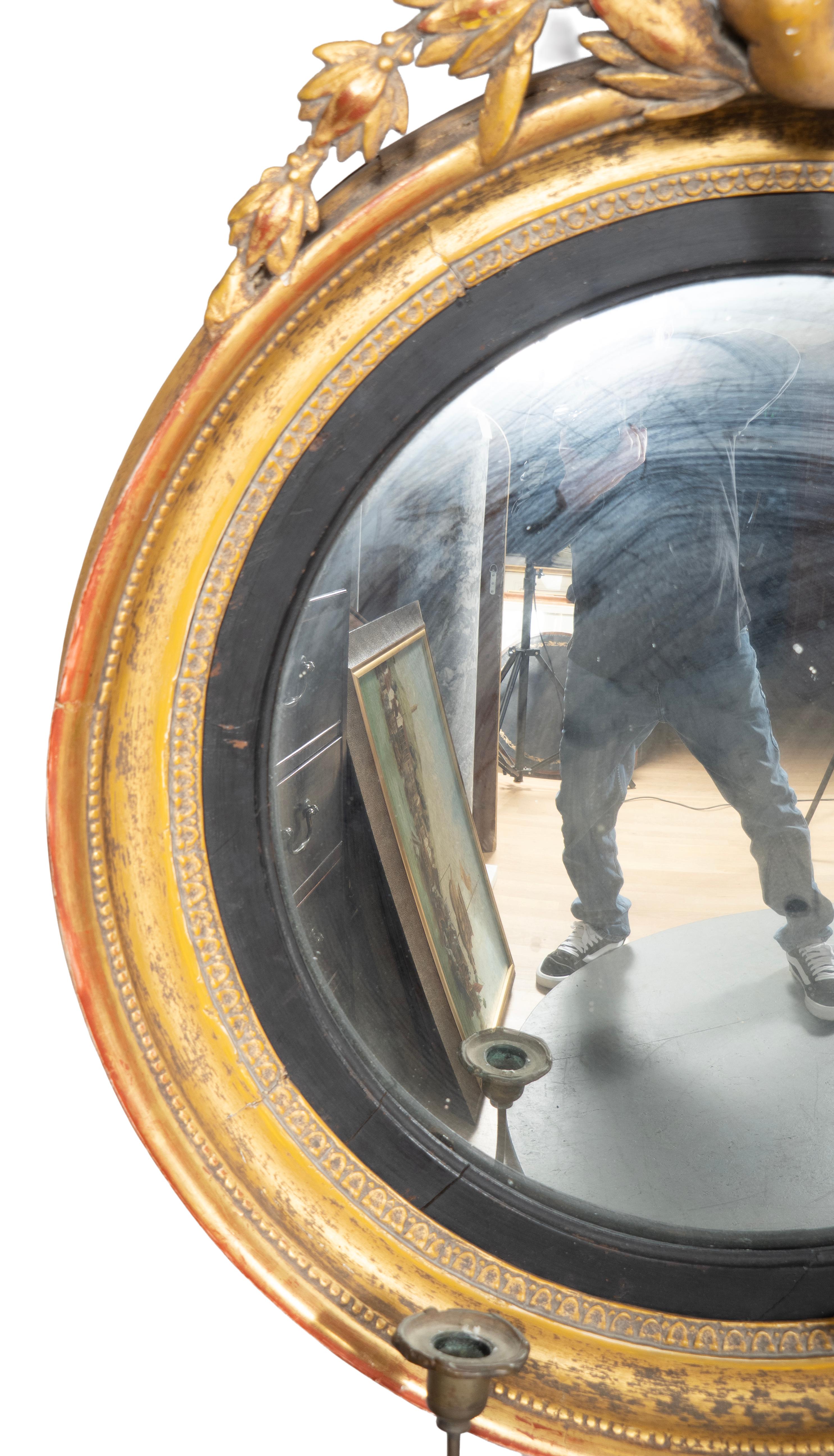 Regency Giltwood Convex Mirror In Good Condition For Sale In Essex, MA