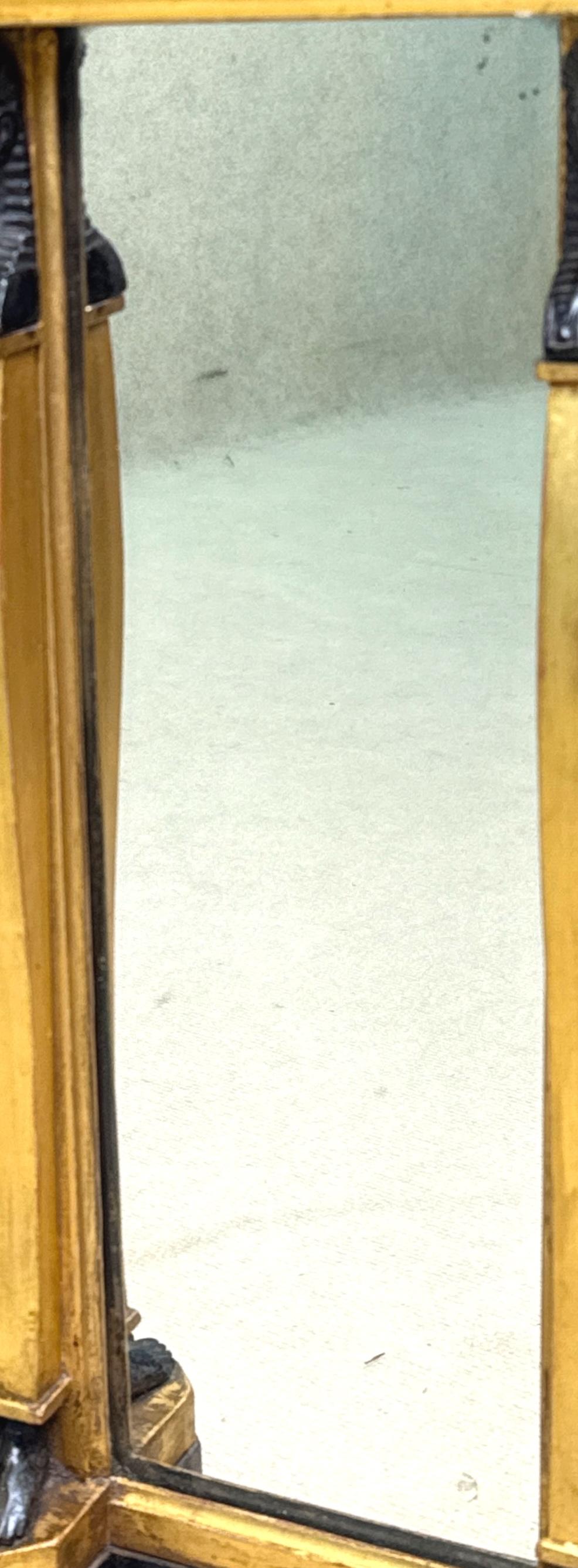 Specchio Regency in legno dorato e gesso in vendita 4