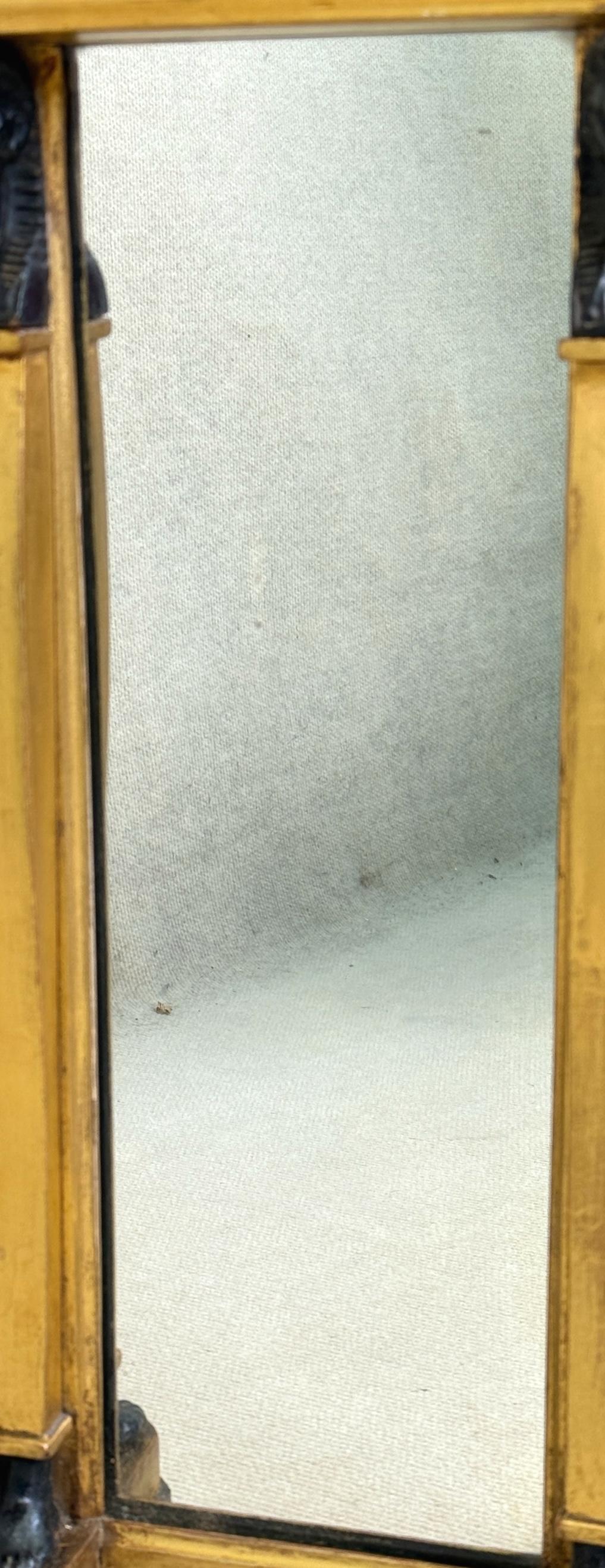 Specchio Regency in legno dorato e gesso in vendita 2