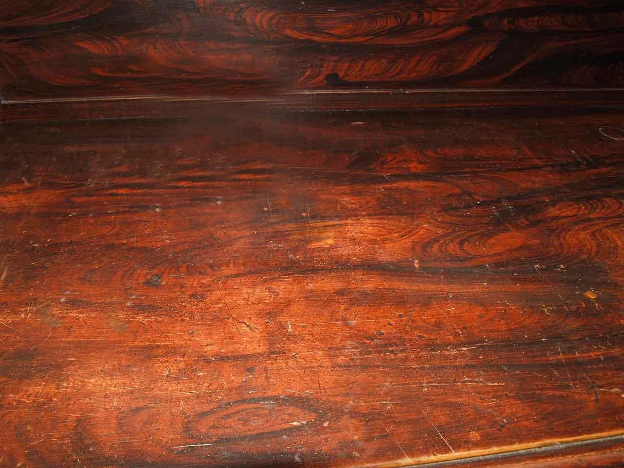 Armadietto Regency dipinto a grana grossa 1