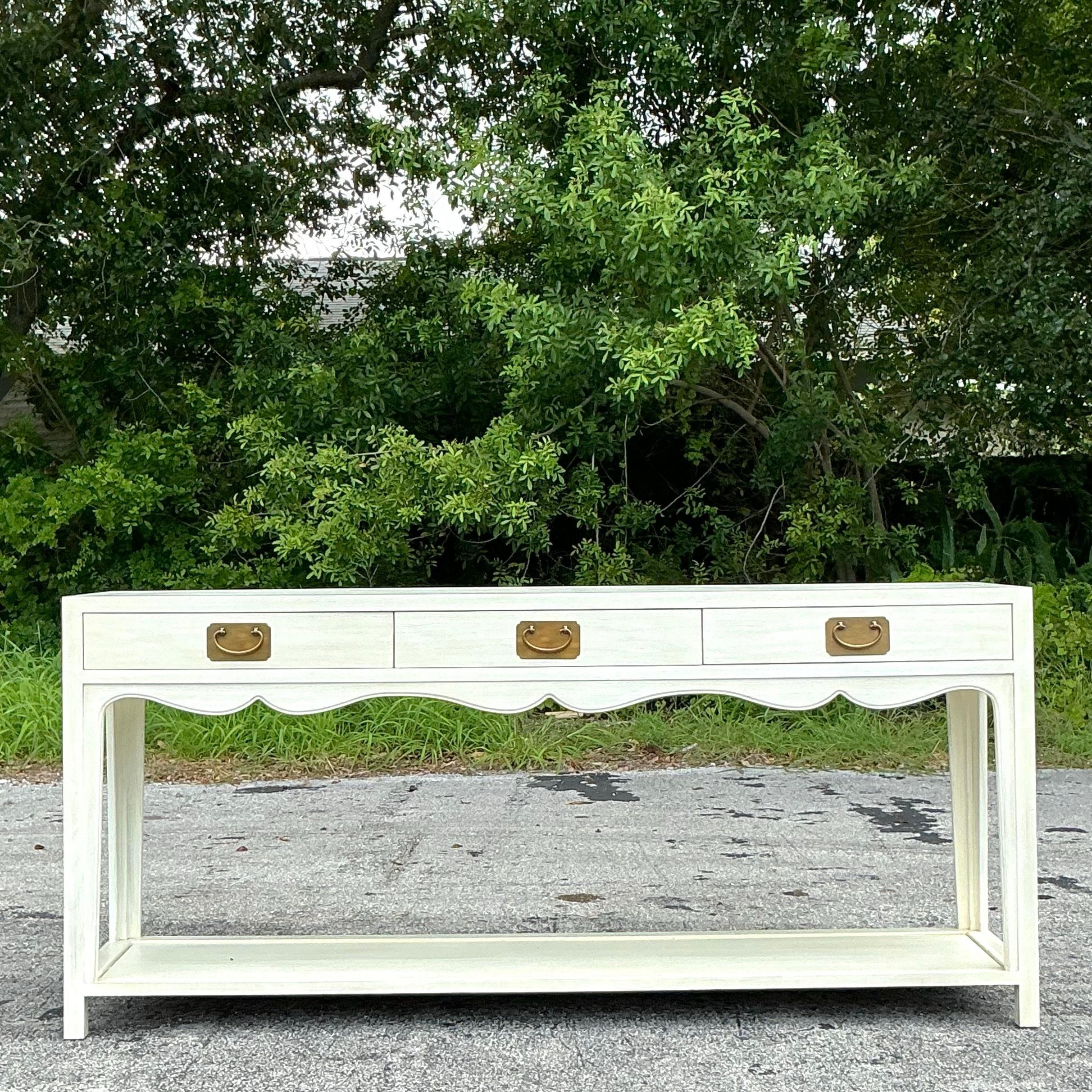 Regency Hickory Chair “Peony” Console Table In Good Condition In West Palm Beach, FL