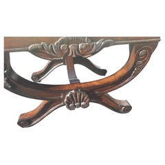 Regency Hollywood Taburete Banco Tapizado Tallado en Nogal