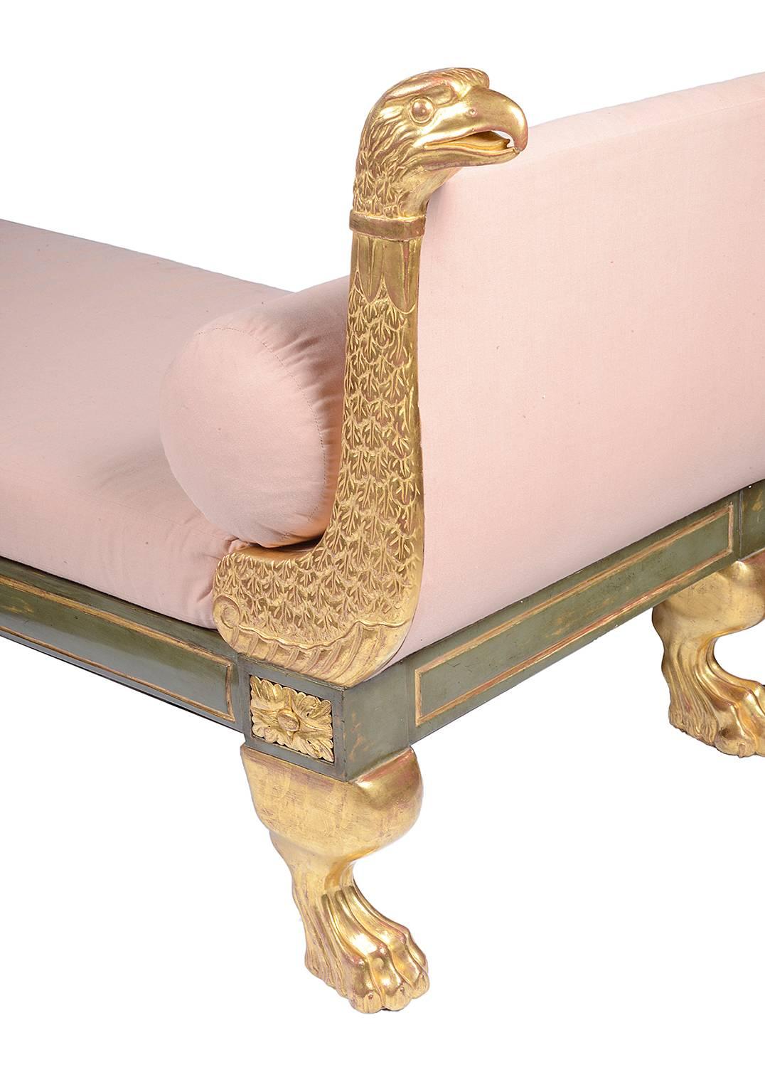 Geschnitztes Regency-Tagesbett aus vergoldetem Holz, Regency-Stil (Englisch) im Angebot