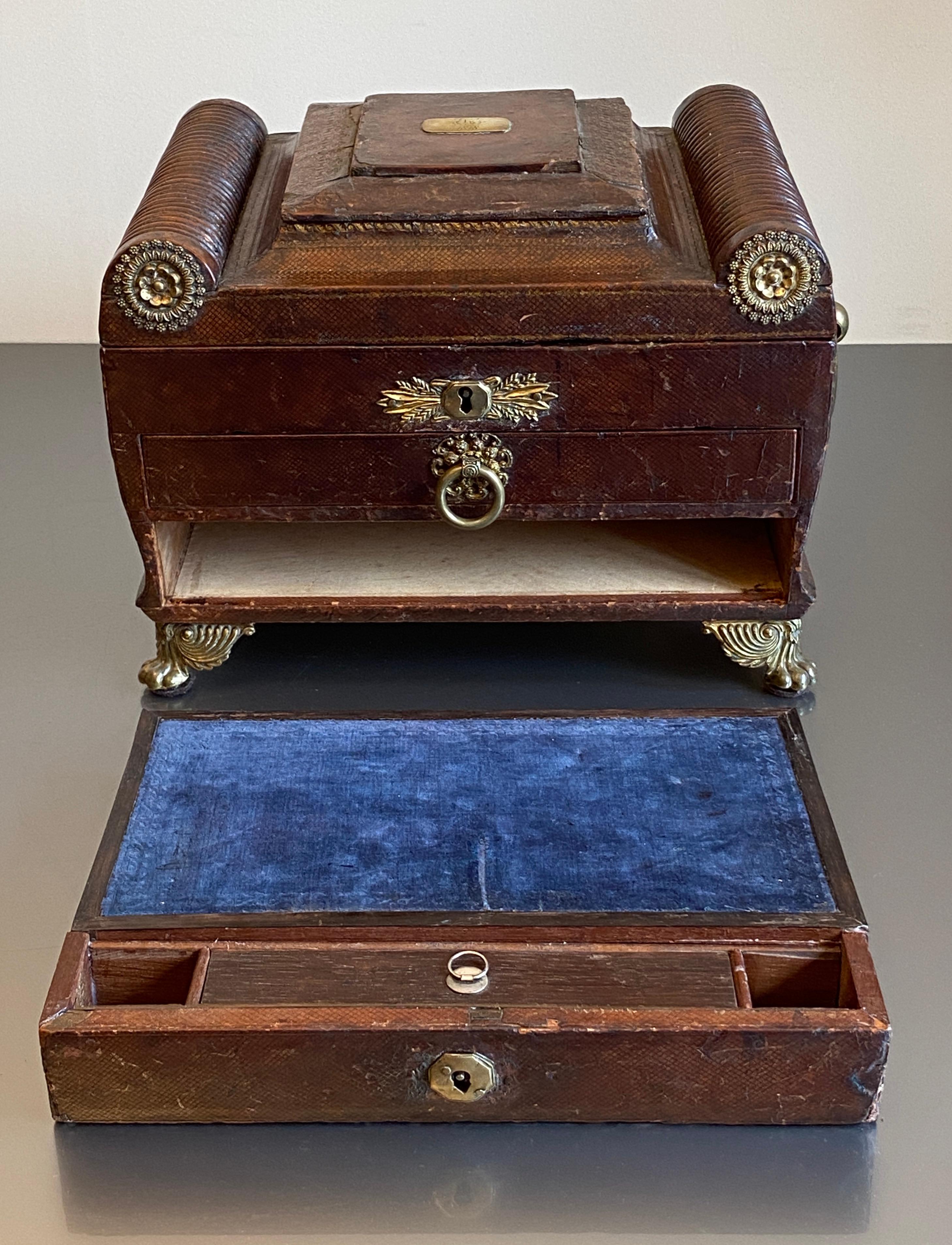 Regency Leder gebundene Schreibschräge Nähen Schmuckkästchen Graviert 