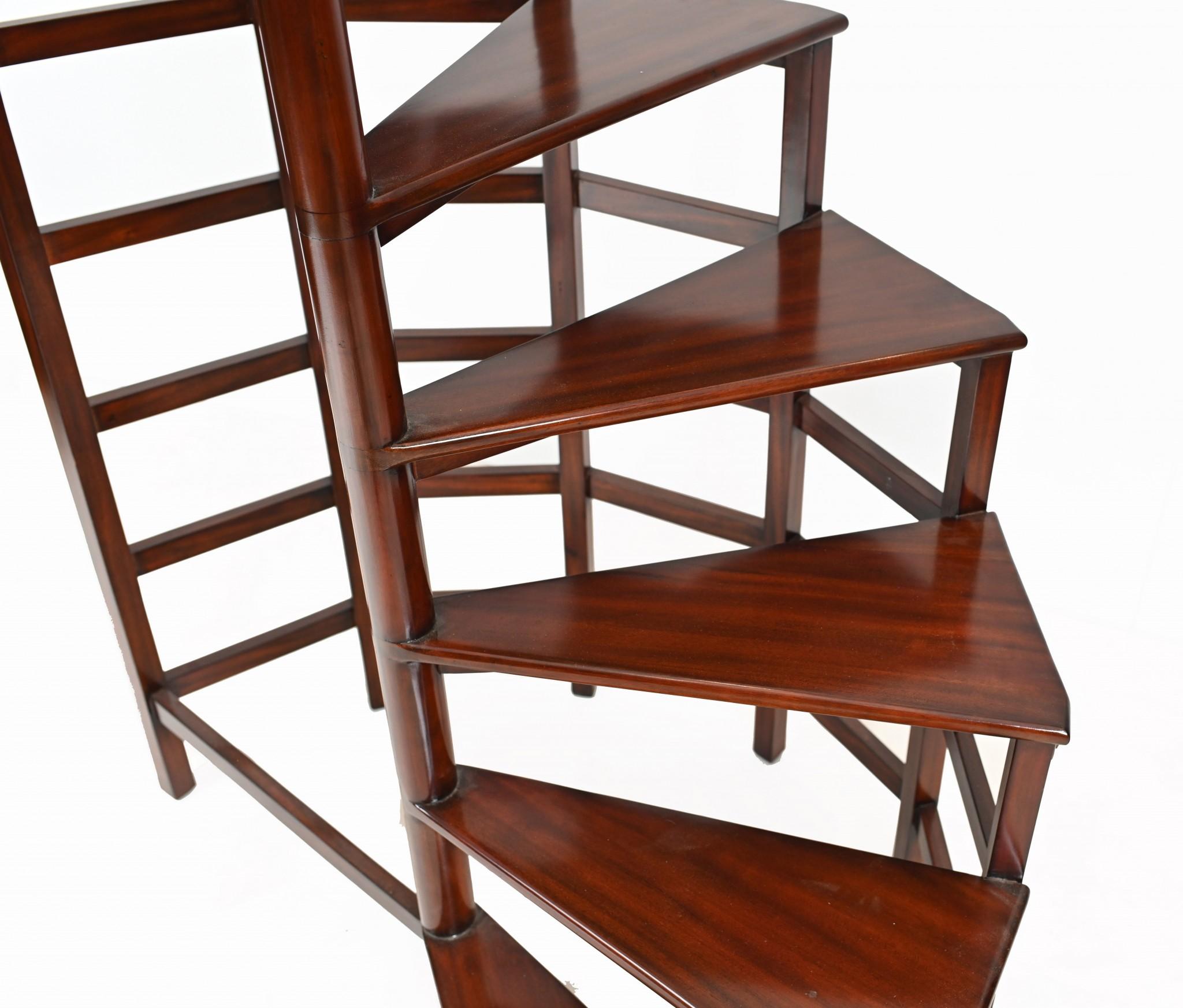 Fin du 20e siècle Regency Library Ladder English Mahogany Book Study Furniture en vente