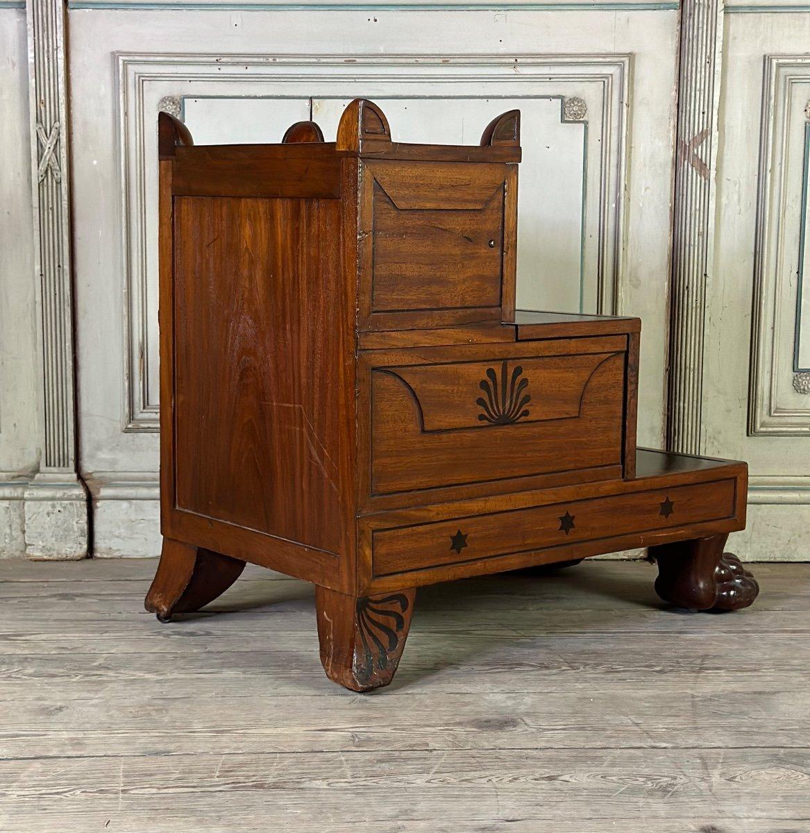 Regency-Bibliotheksständer im Regency-Stil, England, um 1800 (Holz) im Angebot